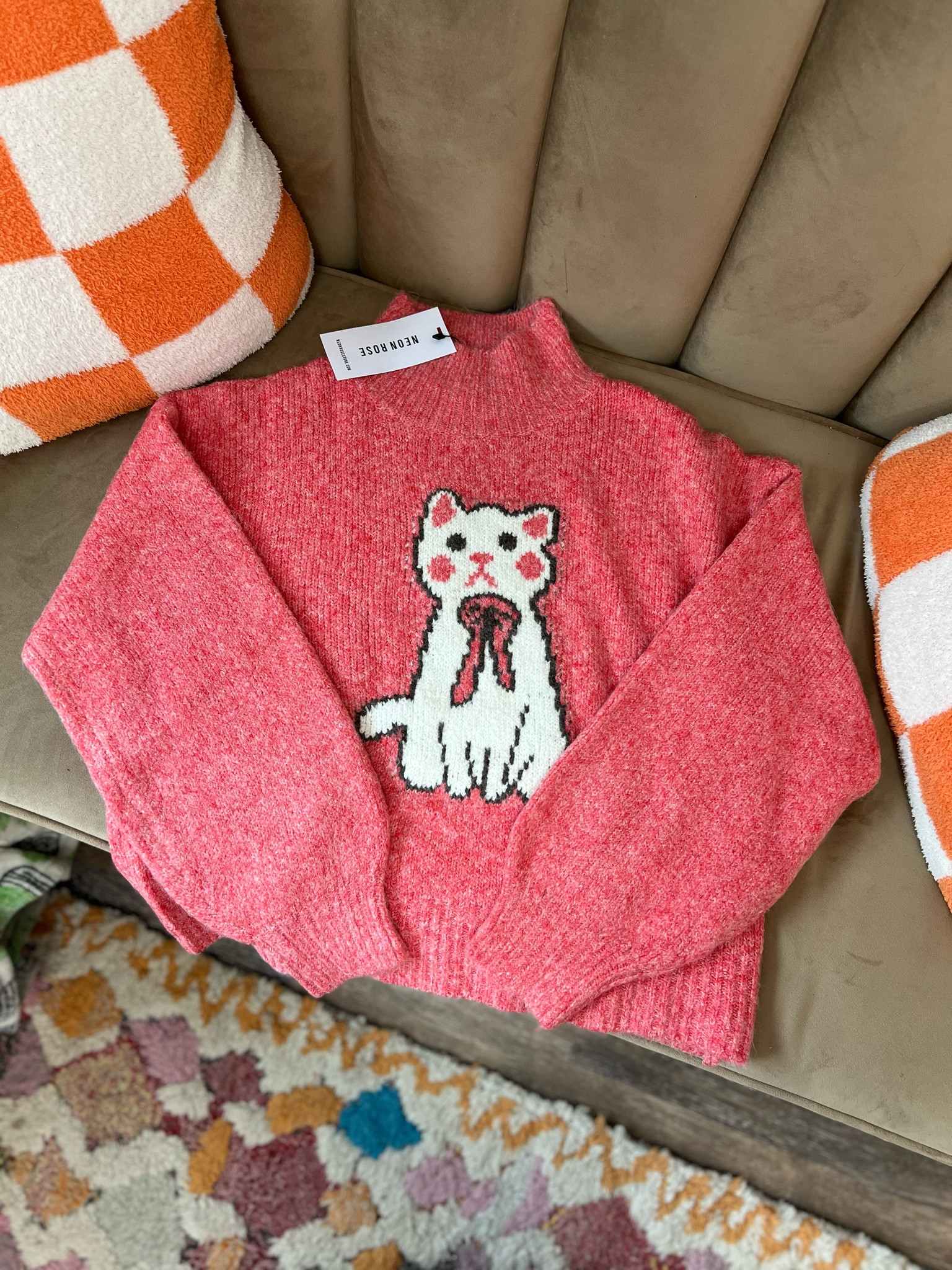 Calling all cat ladies! Super cute pink cat sweater in a super soft not itchy material. I got mine in a size small and fits true to size

#LTKfindsunder100 #LTKGiftGuide