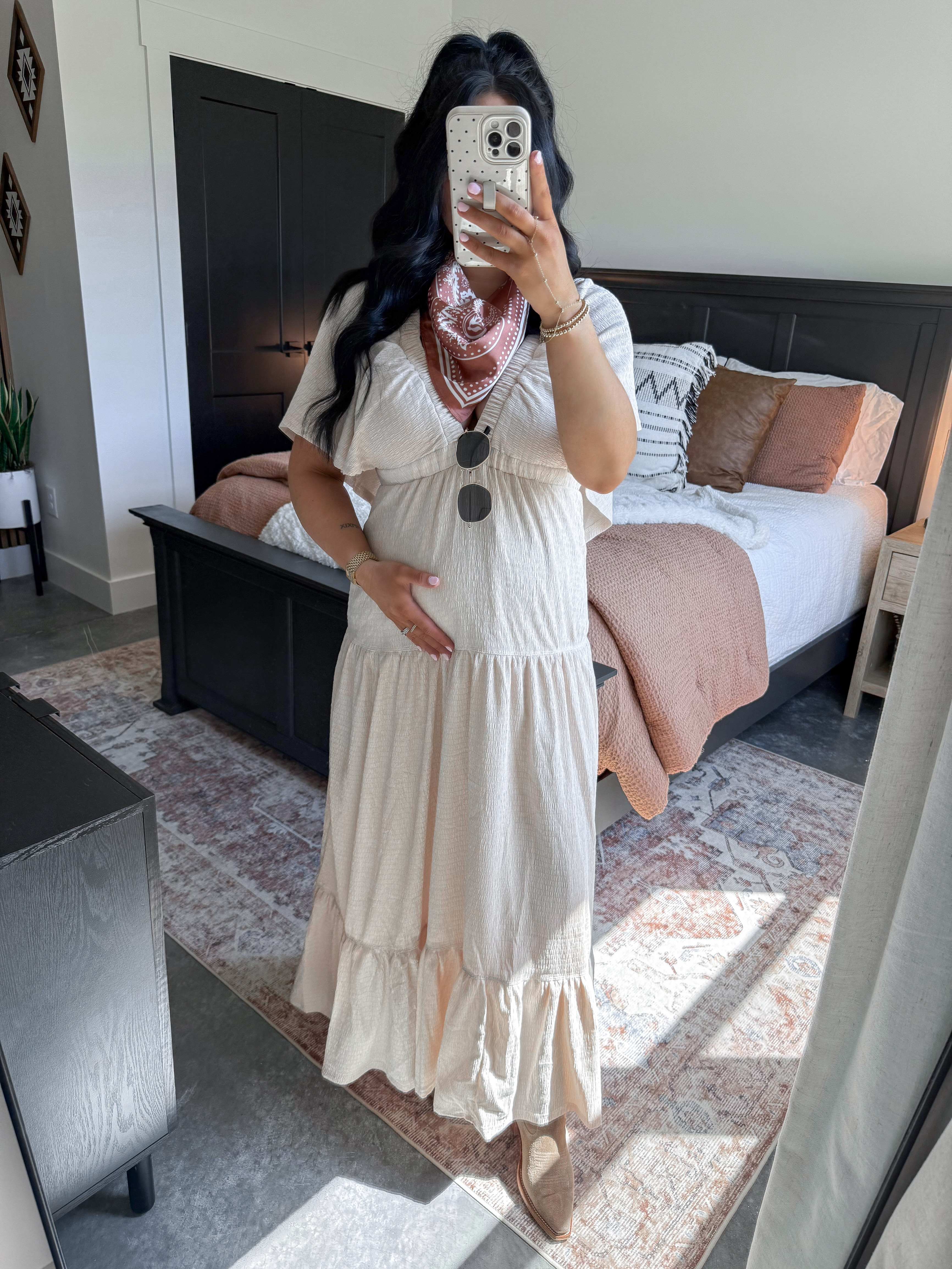 Western Boho Outfit 🤍

Dress - small (salt color option - works well with my 35 week bump)

I may have just found your new favorite dress for spring & summer! I love the boho feel and it can be styled so many ways 👏🏼 Wear it for your next date night, or style it for a fun country concert! (Would even be perfect for your next beach vacation!) Comes in a ton of colors too! Paired it with this satin bandana & my tecovas cowgirl boots.

 

 

#LTKootd #LTKBump