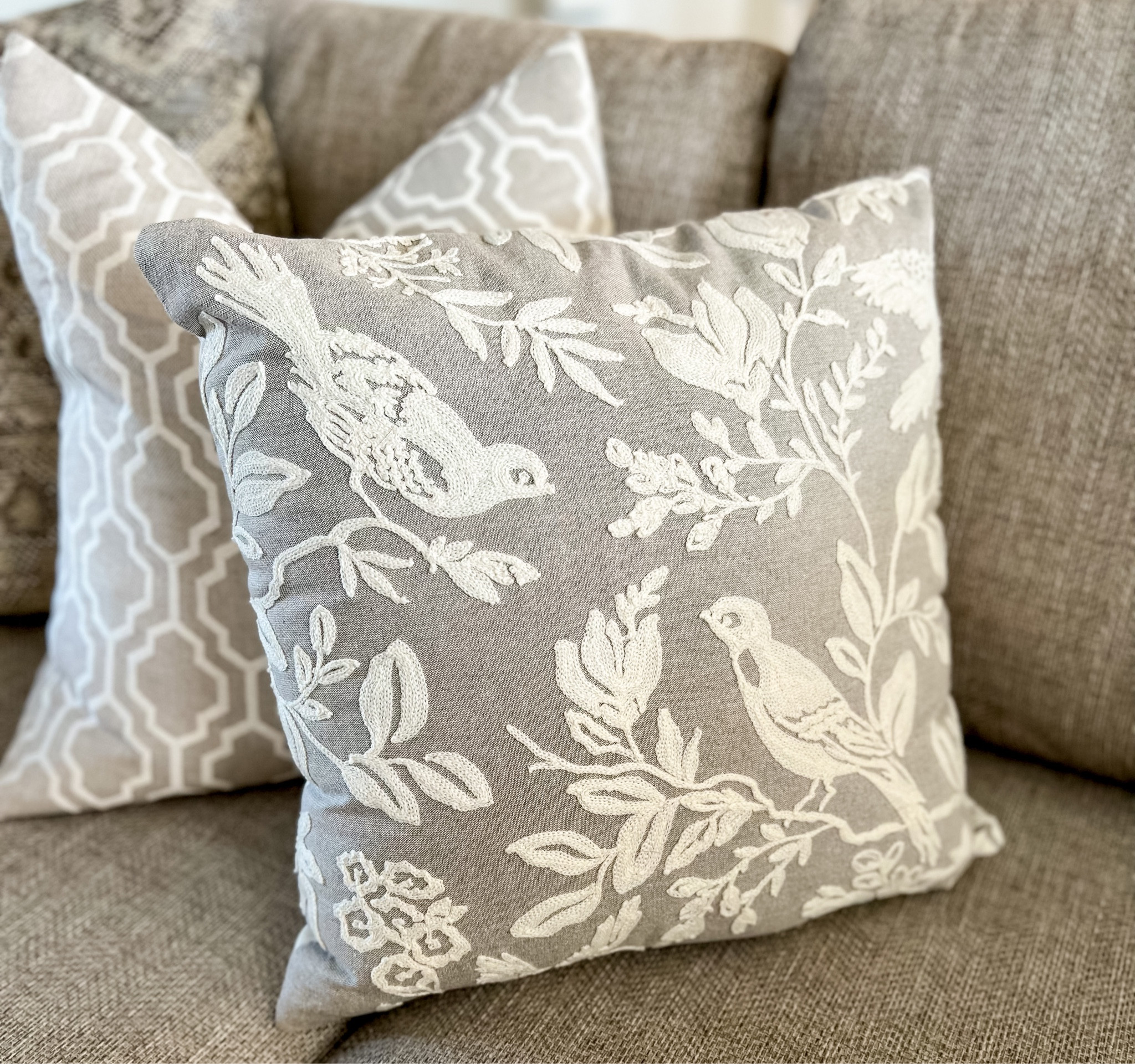 Walmart spring decor 