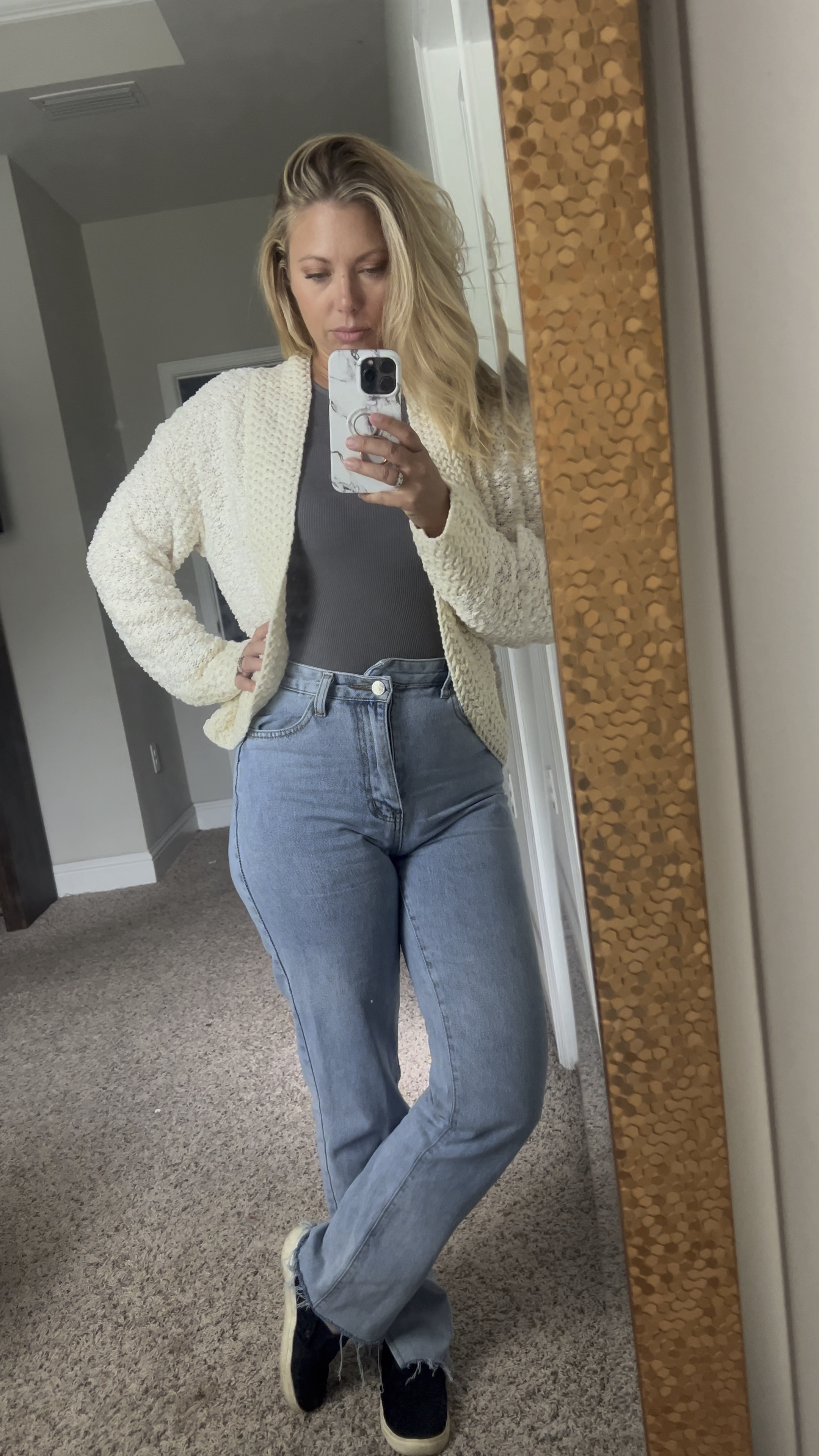 Everyone needs this cardigan 😍 #cardigan #bodysuit #jeans #highwaist 

#LTKfindsunder50 #LTKGiftGuide #LTKstyletip