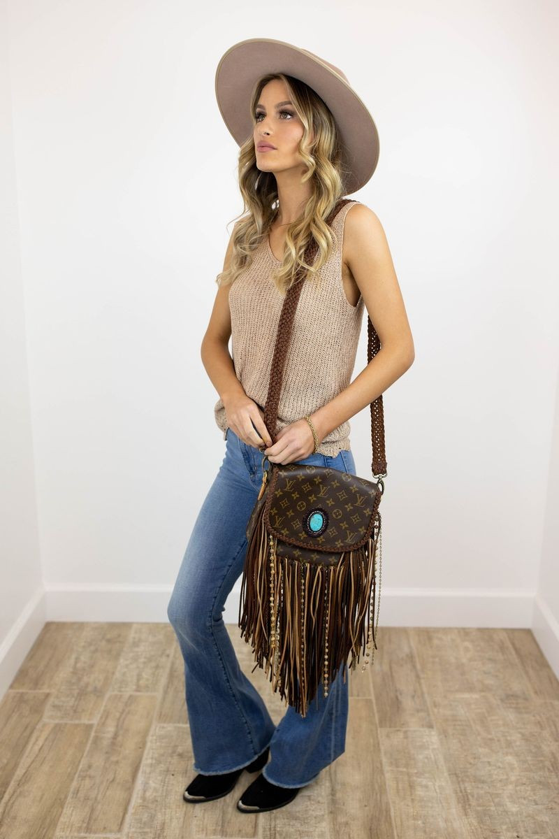 World Traveler Large with Turquoise Pendant Dirty Blonde | Vintage Boho