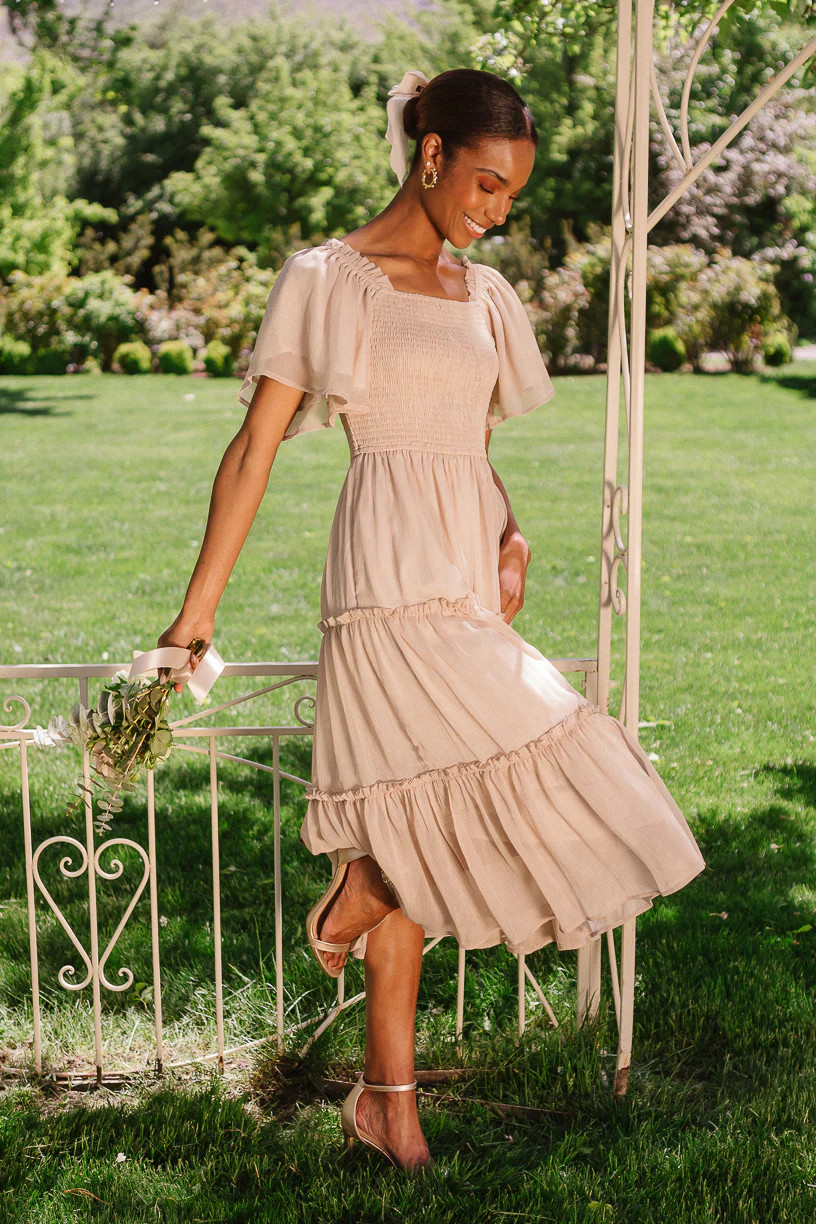 Ellie Dress in Champagne Chiffon | Ivy City Co