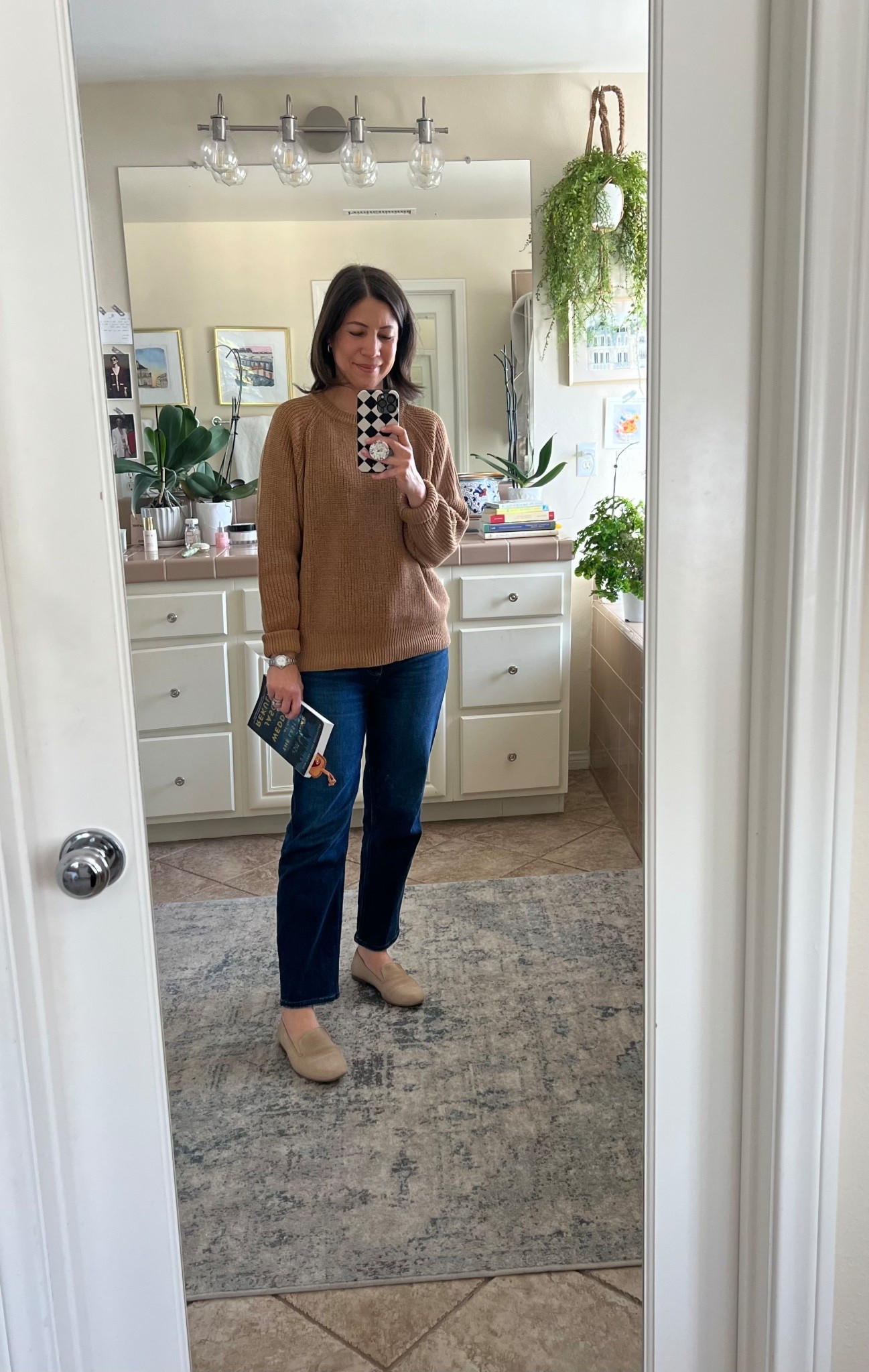 It’s a perfect day for curling up with a good book. I’m wearing my Mersea Salty Cotton Crewneck Sweater, which has that relaxed yet elegant fit I adore easy, refined, and wonderfully comfortable.

I’ve paired it with my Paige Denim Mason Ankle Straight Leg Jeans for a polished, streamlined silhouette, and the Thursday Boots Eden Loafers to keep the look classic and practical.

In hand is one of the best thrillers I’ve read recently, The Last One at the Wedding by Jason Rekulak. It’s the sort of page-turner you promise yourself you’ll read “just one more chapter”… and suddenly it’s midnight.

This outfit feels perfectly suited for a quiet afternoon of reading: comfortable but pulled together, even if you’re simply at home with a cup of tea.

What are you reading right now? I’m always looking for thoughtful recommendations.

Keep calm and remain classy. 🤍

#TenItemWardrobe
#CozyChic
#ReadingLife

#LTKgrwm #LTKSeasonal #LTKootd