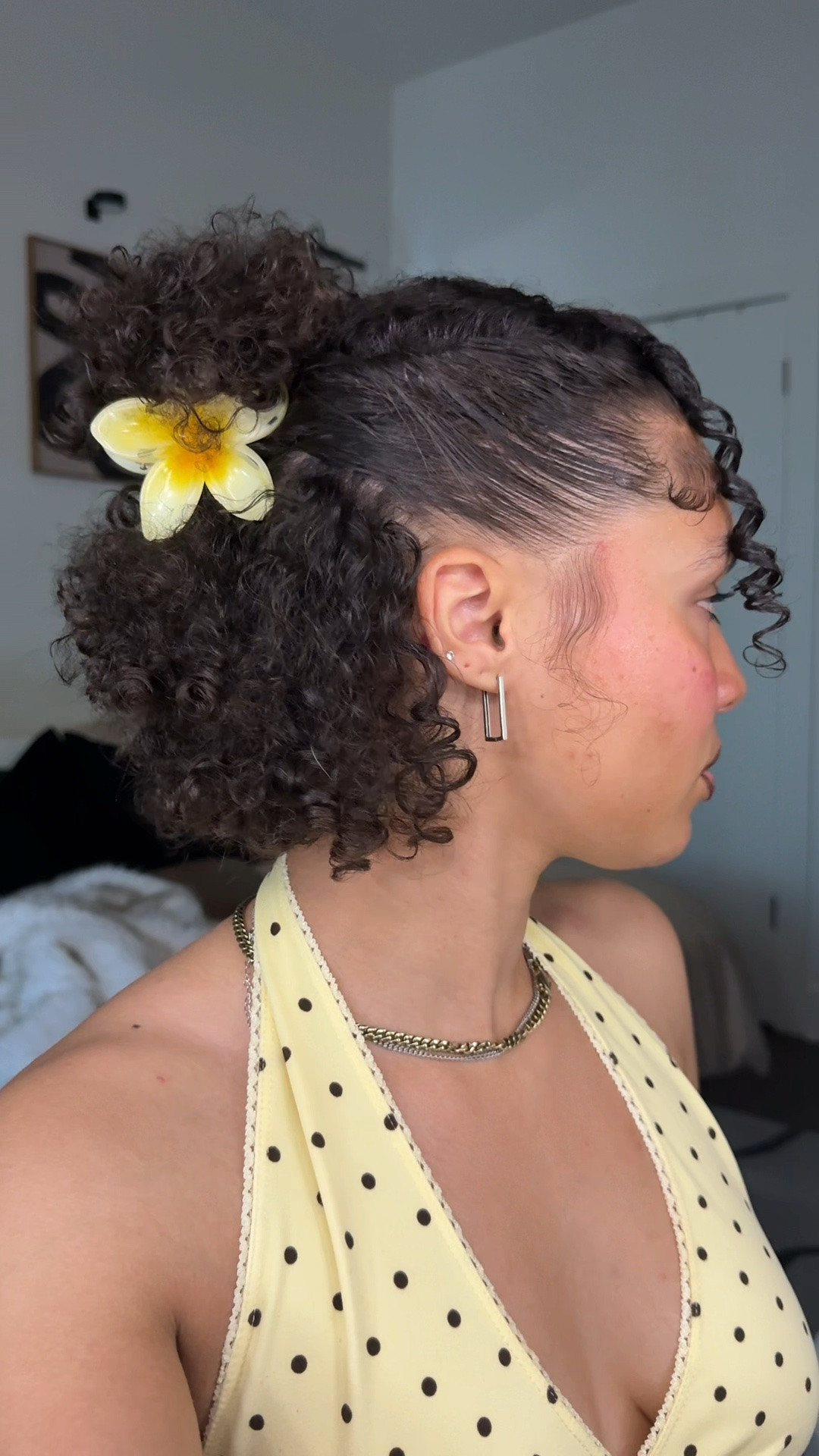 This is giving beach vibes I love it 🤭@asiamnaturally @rizoscurls
#explore #curlyhair #hairstyles #hairstyle #curlyhairtutorial

#LTKselfcare #LTKgrwm #LTKBeauty
