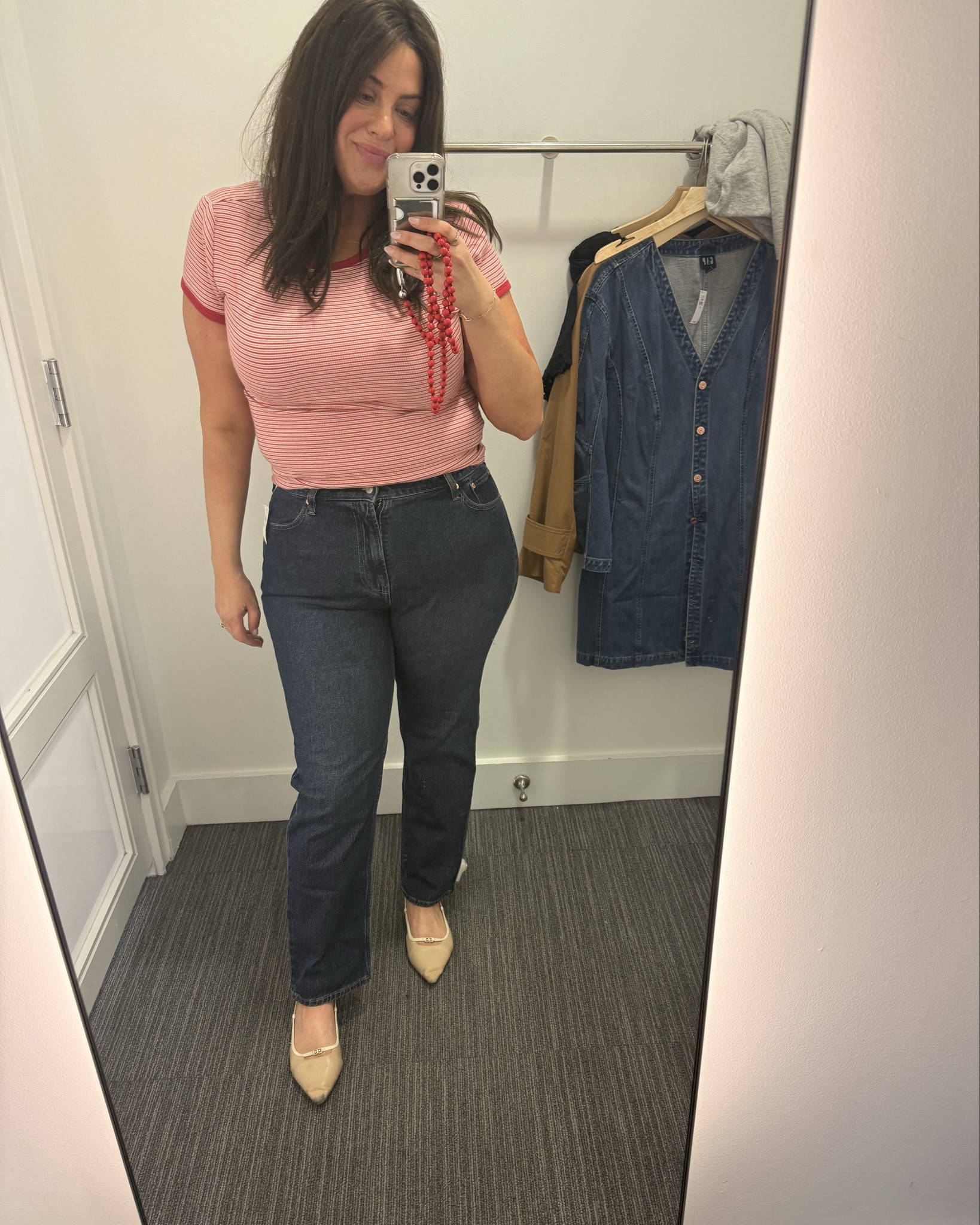 This tee is so cute and classic 90s Gap. With these jeans it’s a casual but also put together look. I sized down in tee. 

#LTKFindsUnder50 #LTKMidsize #LTKSaleAlert