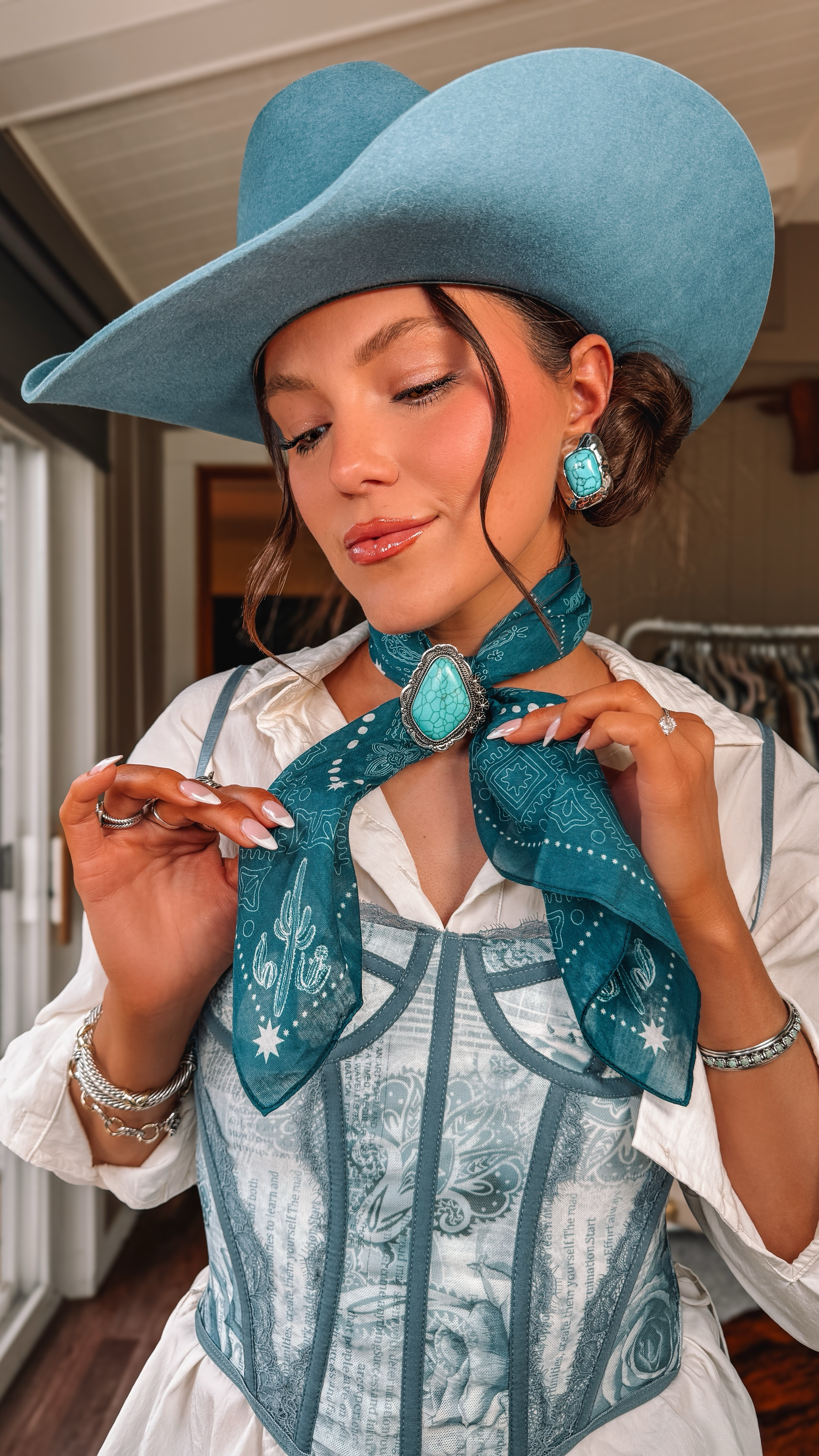 How to add a little western flare to any outfit! 

Exact scarf: this bandana is from Fringe Scarves! 

#amazon #founditonamazon #stylingtip #summeroutfit 

#LTKSaleAlert #LTKStyleTip #LTKSummerEdit