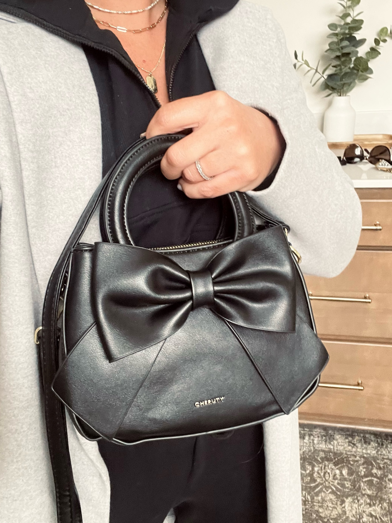 Is this not THE cutest little bag?! $20!!!

#LTKSaleAlert #LTKFindsUnder50 #LTKItBag