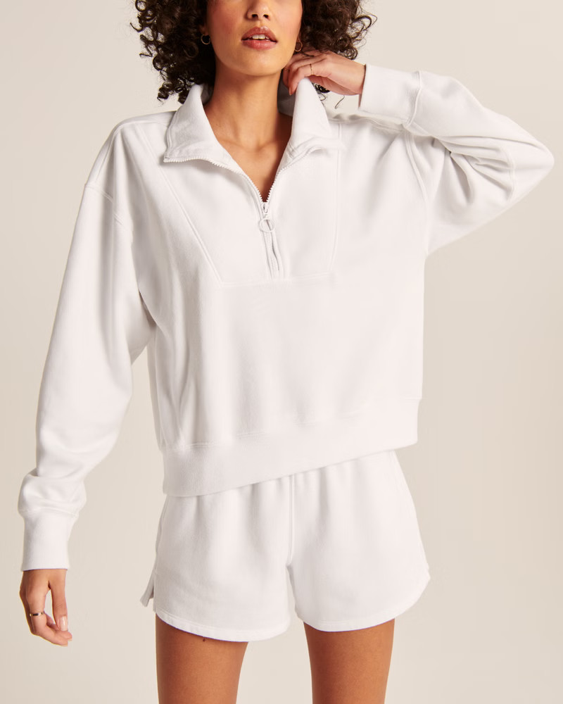 Sunday Shorts | Abercrombie & Fitch (US)