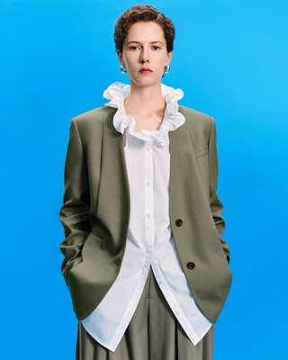Classic V-Neck Blazer | SELFWHO