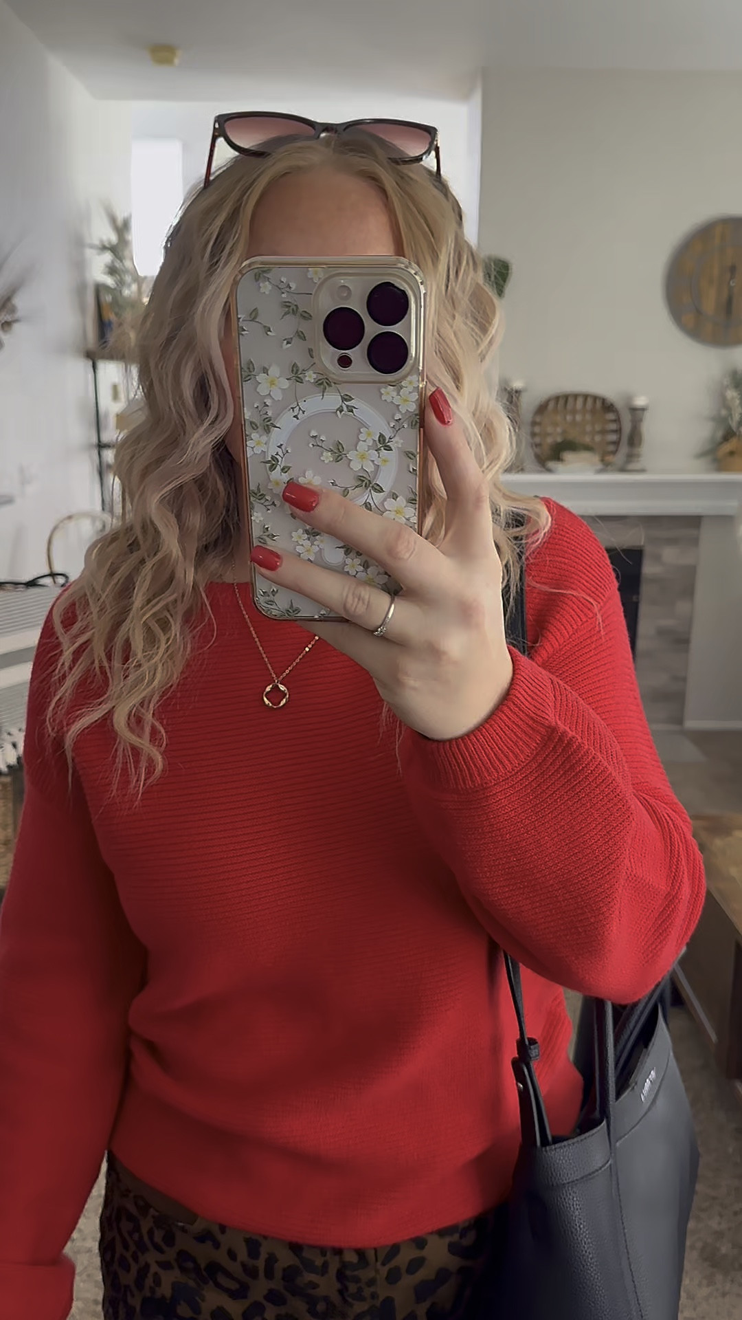 Winter outfit idea from amazon — red sweater, leopard print baggy jeans, adidas sneakers, and black purse. Everything fits tts







Winter outfit
Winter fashion
Amazon winter outfits
Trending winter fashion 
 casual winter outfits | winter fashion | size 4-6 | cold weather outfits | winter outfit ideas | layering outfit for the cold| winter fashion 2025 | outfit inspo | outfit ideas | winter outfits amazon  | casual outfit Ideas  | Outfits | Amazon Casual Outfit | Cute casual outfits | Preppy Outfit 

#LTKootd #LTKPetite #LTKFindsUnder50