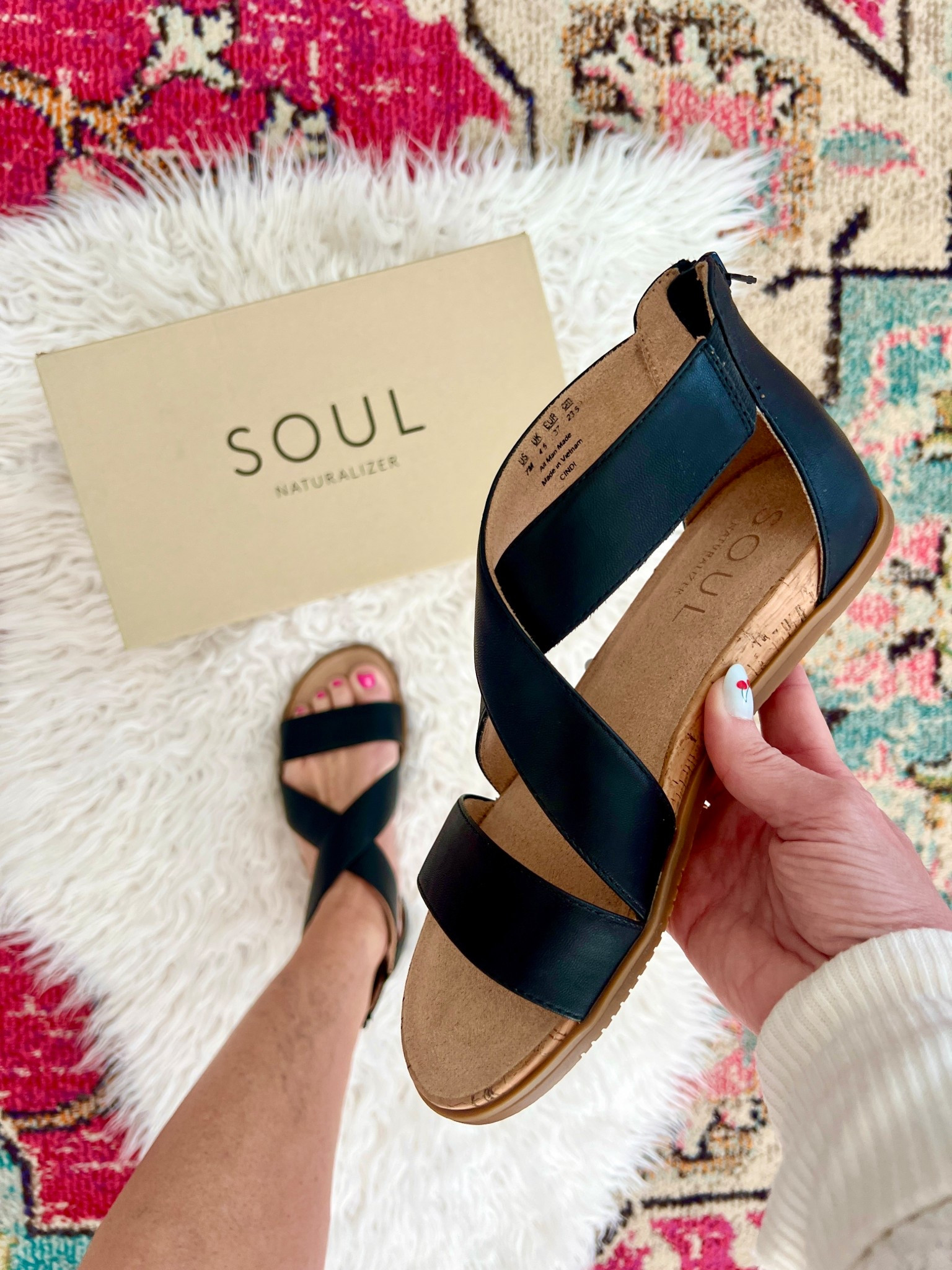 The COMFIEST sandals that zip in the back so they’re easy to put on, with a comfort soft foam lining. True to size, I bought the 7.

#LTKSaleAlert #LTKActive #LTKootd
