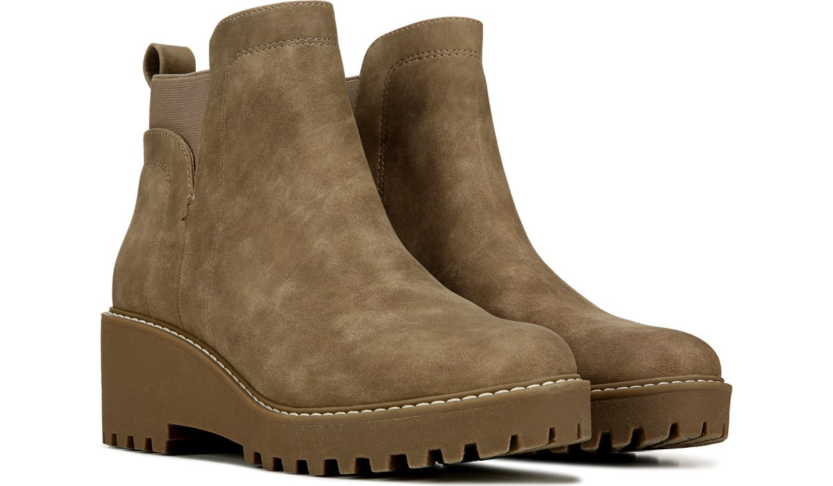 Women's Rielle Chelsea Wedge Bootie | Famous Footwear