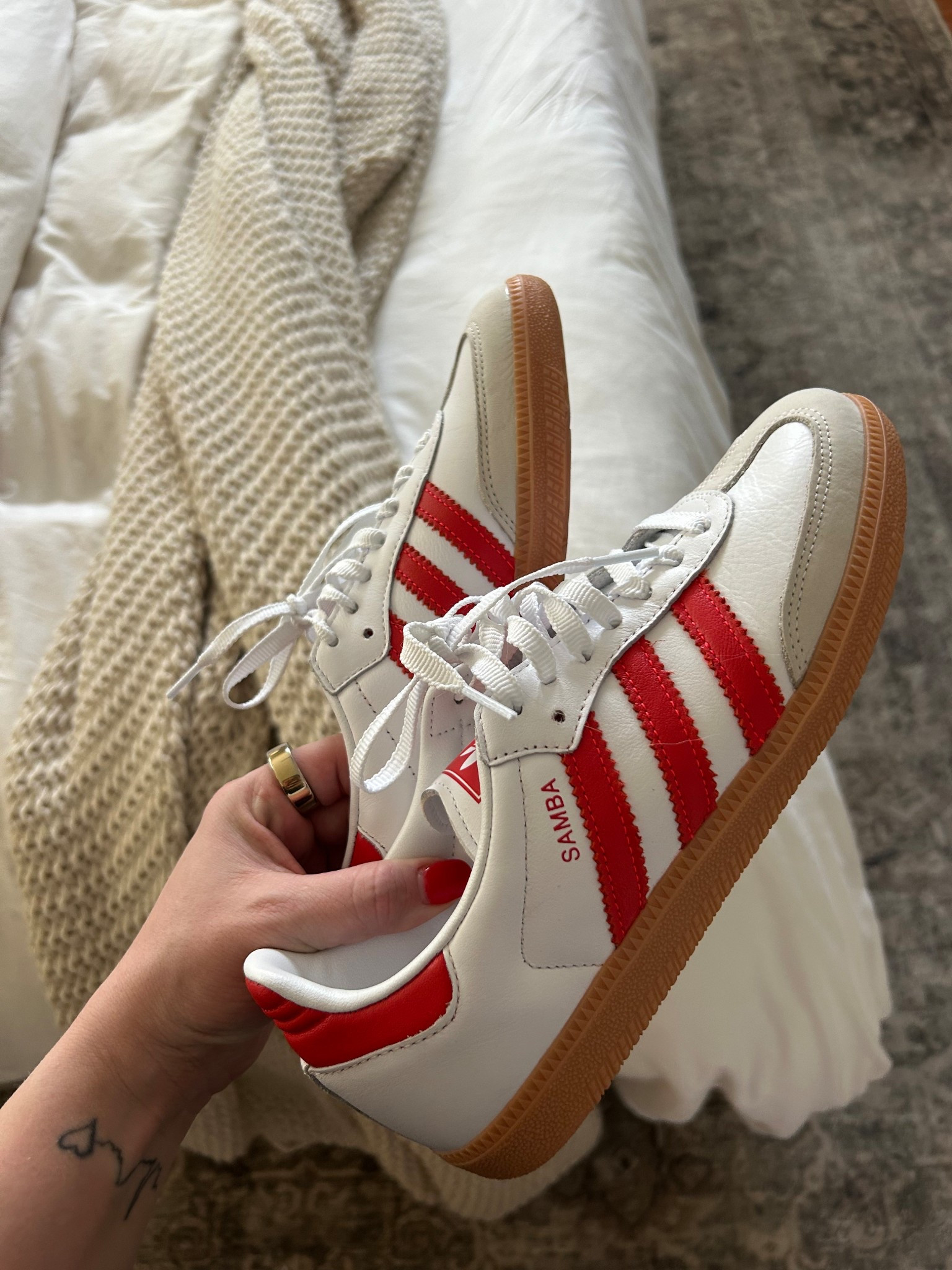 Obsessed! Size 8! Size down!

#LTKStyleTip #LTKSeasonal #LTKFindsUnder100