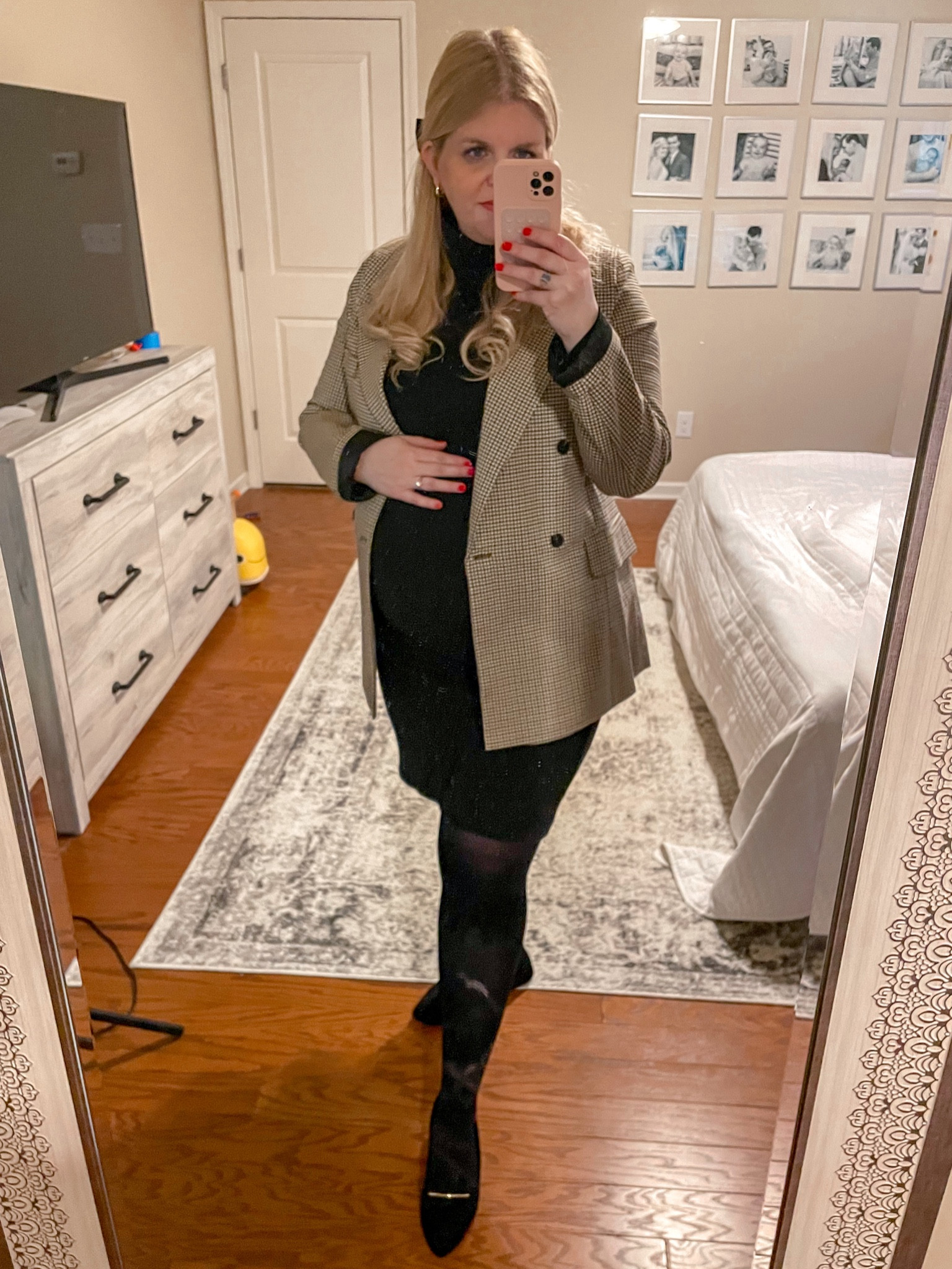 Dress the bump for work at 27 weeks pregnant.

Maternity style / maternity workwear / maternity dress / maternity shapewear 

#LTKbump #LTKfindsunder50 #LTKworkwear