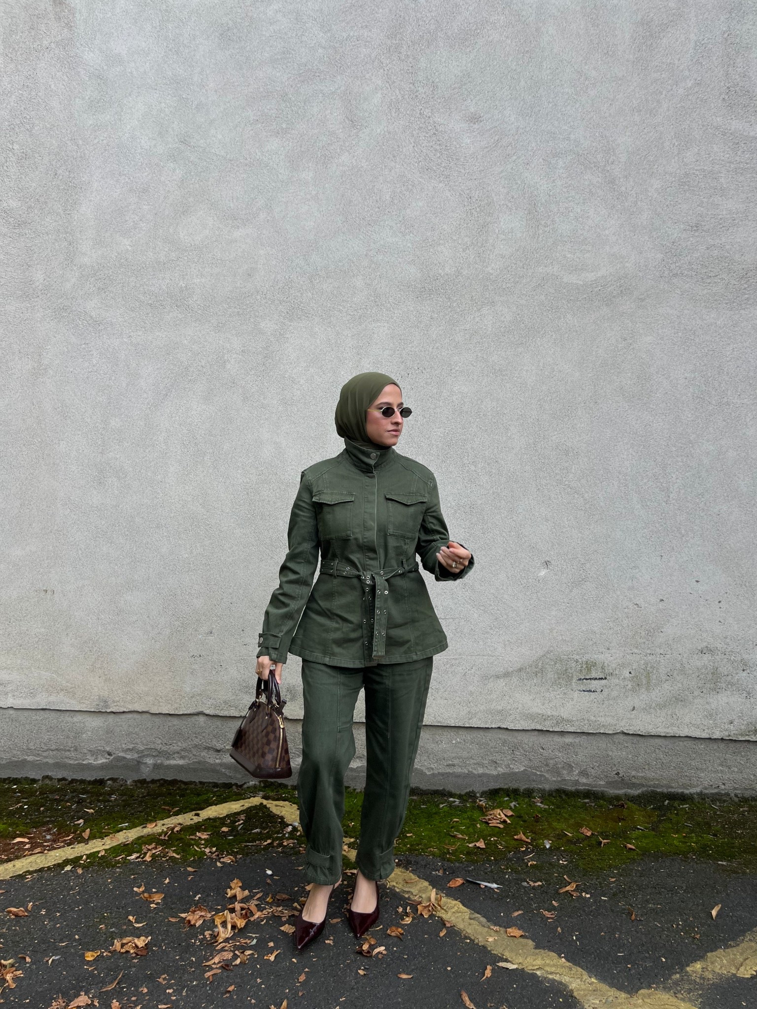 Modest set for autumn 🍂 

#LTKpetite #LTKjeans #LTKFashionMonth