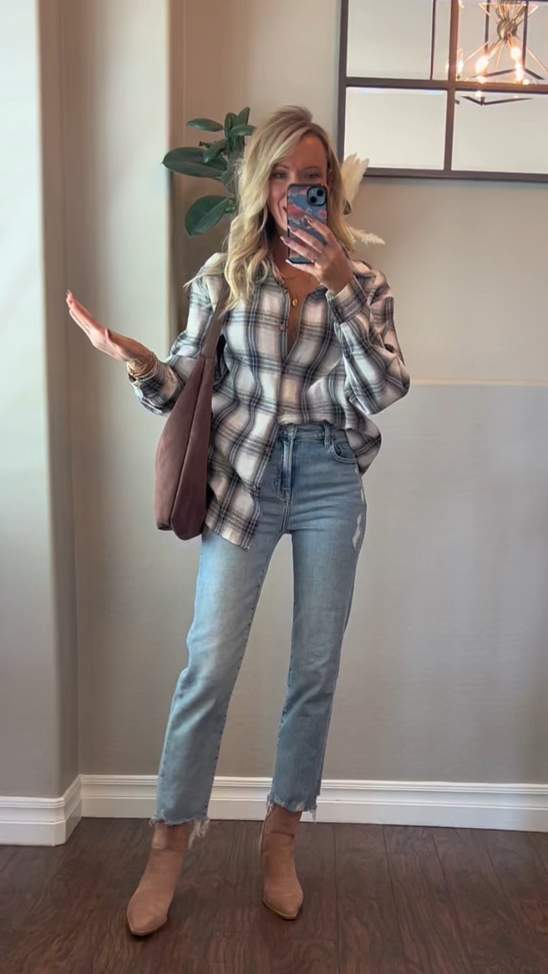Everyday Outfit! Most things are Amazon! Jeans/ Vici. Use my code for 30% off. TRACYSAVE30… I sized down !

#LTKSeasonal #LTKStyleTip #LTKFindsUnder50