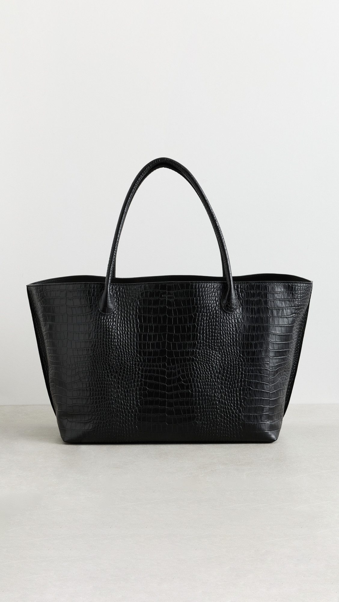 LIÉ STUDIO The Eva Weekend Tote Black Croc One Size | Shopbop