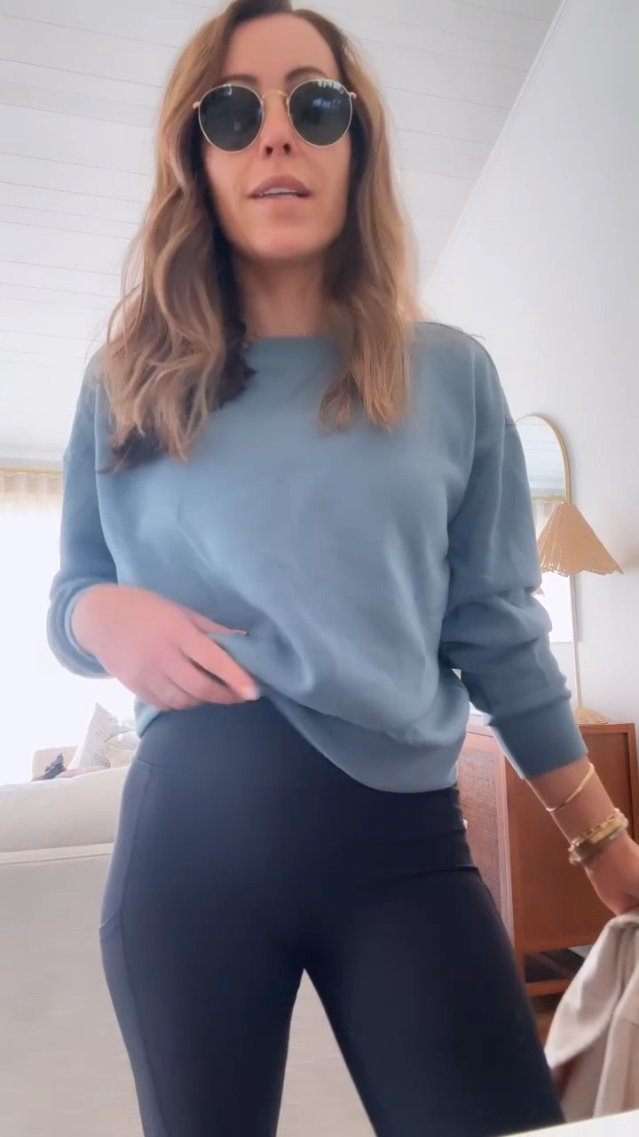 Today’s simple outfit! Loving these new leggings from Third Love.


#LTKstyletip #LTKfindsunder100 #LTKfitness