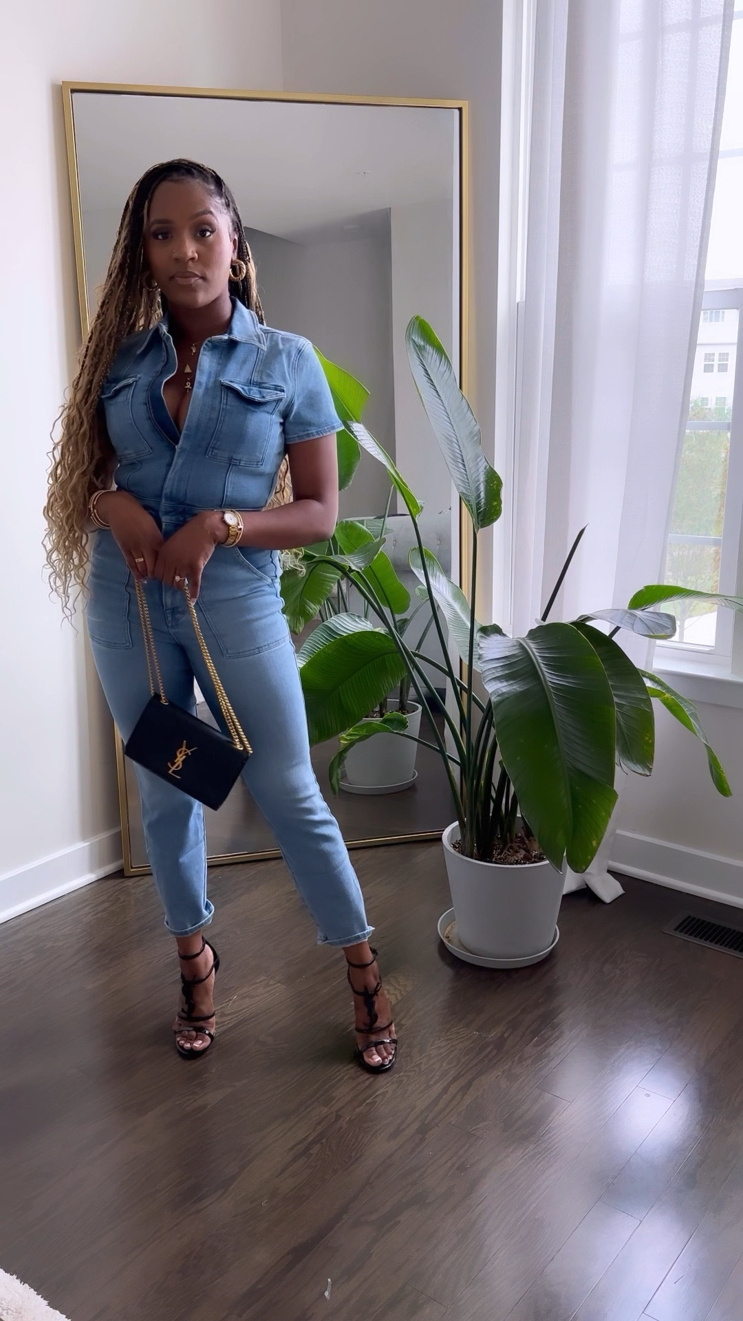 We love an all denim moment paired with the contrast of black accessories for a chic look. This is a classic vibe that can be dressed up or down, worn day or night. A closet staple for sure! 

#LTKstyletip #LTKVideo #LTKMostLoved