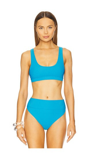 BEACH RIOT Peyton Bikini Top in Blue. - size S | Revolve Clothing (Global)