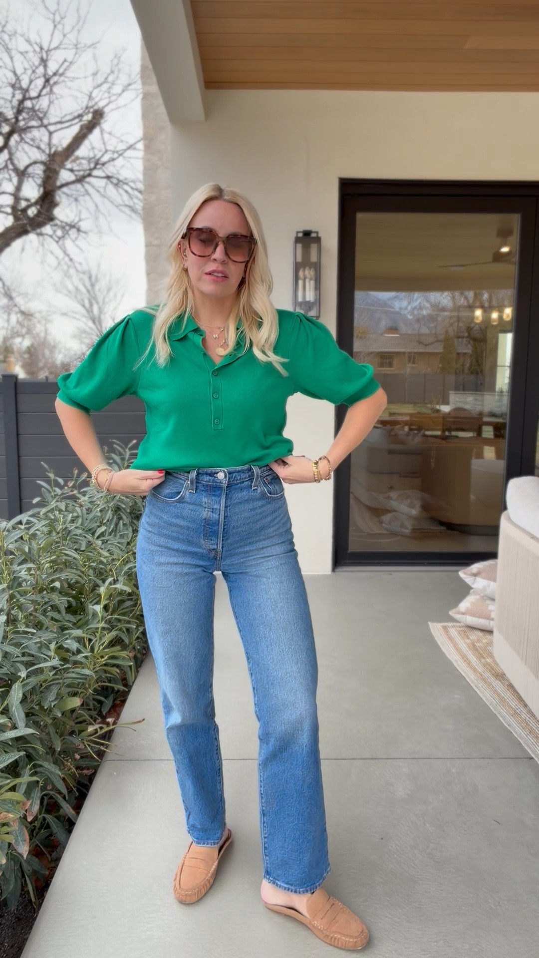 This green top is so cute for the spring! I’m wearing a size medium! 

#LTKootd #LTKgrwm #LTKmomlife