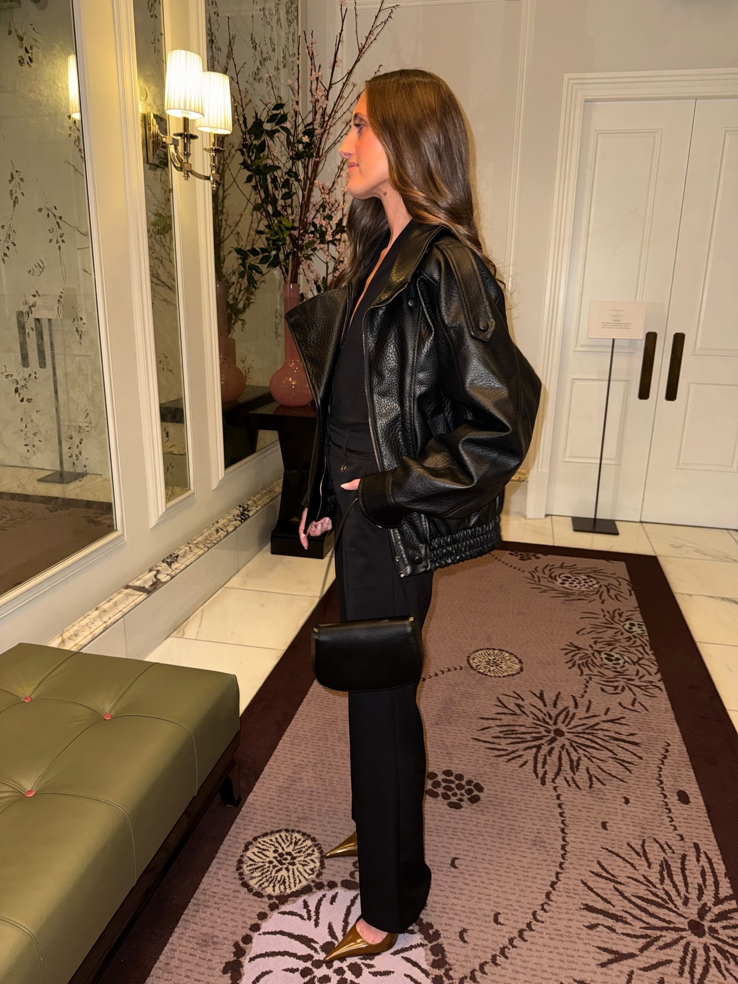 One last London night out 🖤

#LTKootd