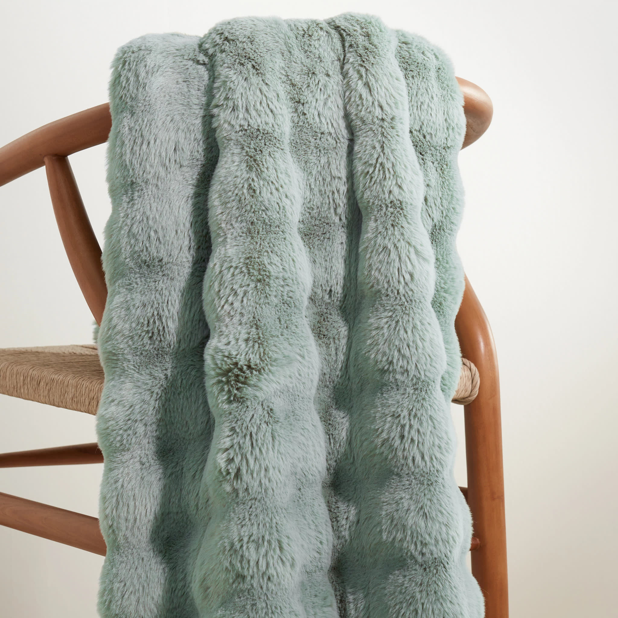 Fab Faux Throw | Annie Selke