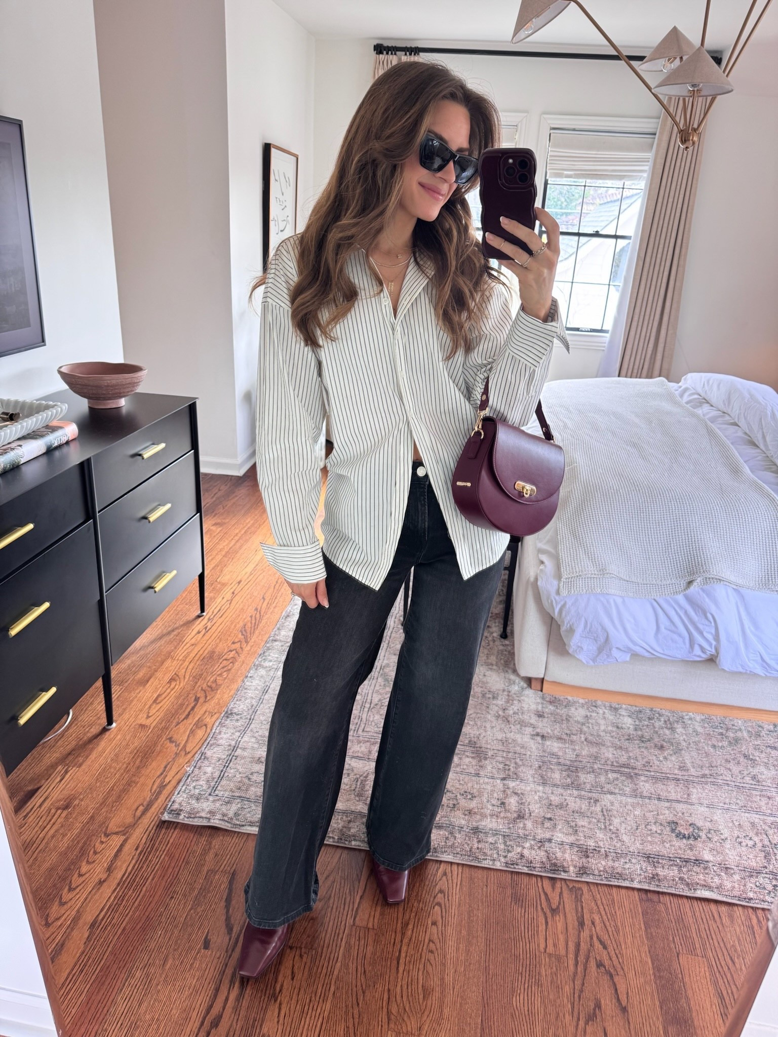 OOTD - lunch with a gf & lots of errands
code: LAUREN15 for my bag & sitewide

Top - small
Jeans - 25
Shoes - TTS


#LTKootd #LTKgrwm