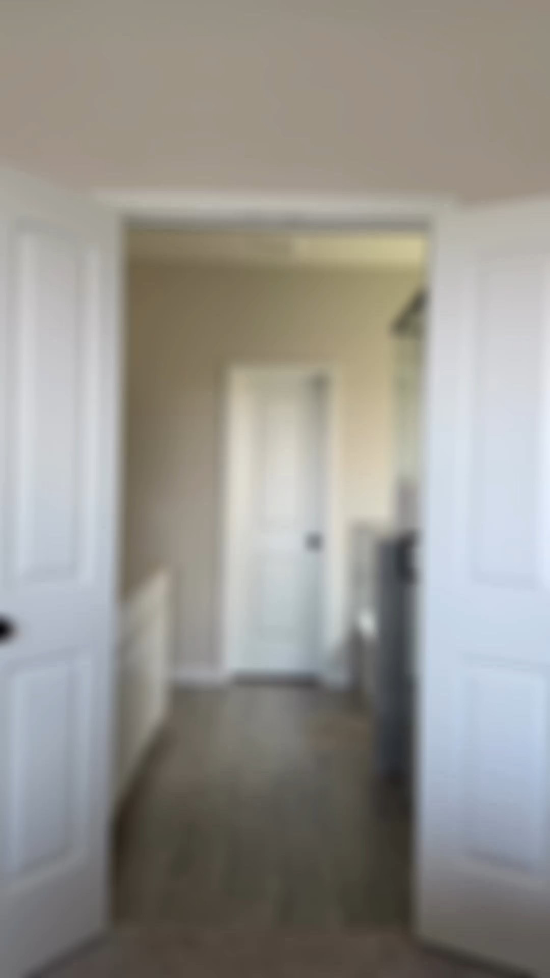 Postpartum bodies are a journey—and some days, just getting dressed feels like the hardest part.🤎 

That’s why I’m living in these @express jeans lately. They’re high quality, SO comfy, and make me feel put together without that midday urge to change into PJs!🙌 

Styled with Express tops for an effortless, mom-on-the-go look, all linked in my bio! 
#DressToExpress #ExpressPartner #gifted