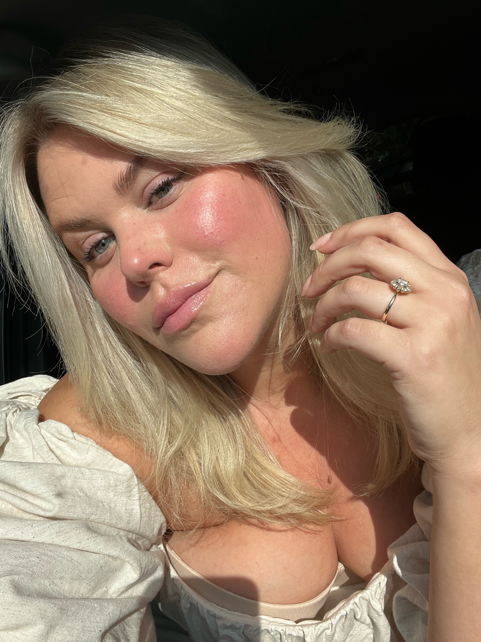 Dewy skin no makeup summer makeup look 💓

#LTKbeauty #LTKunder100 #LTKsalealert