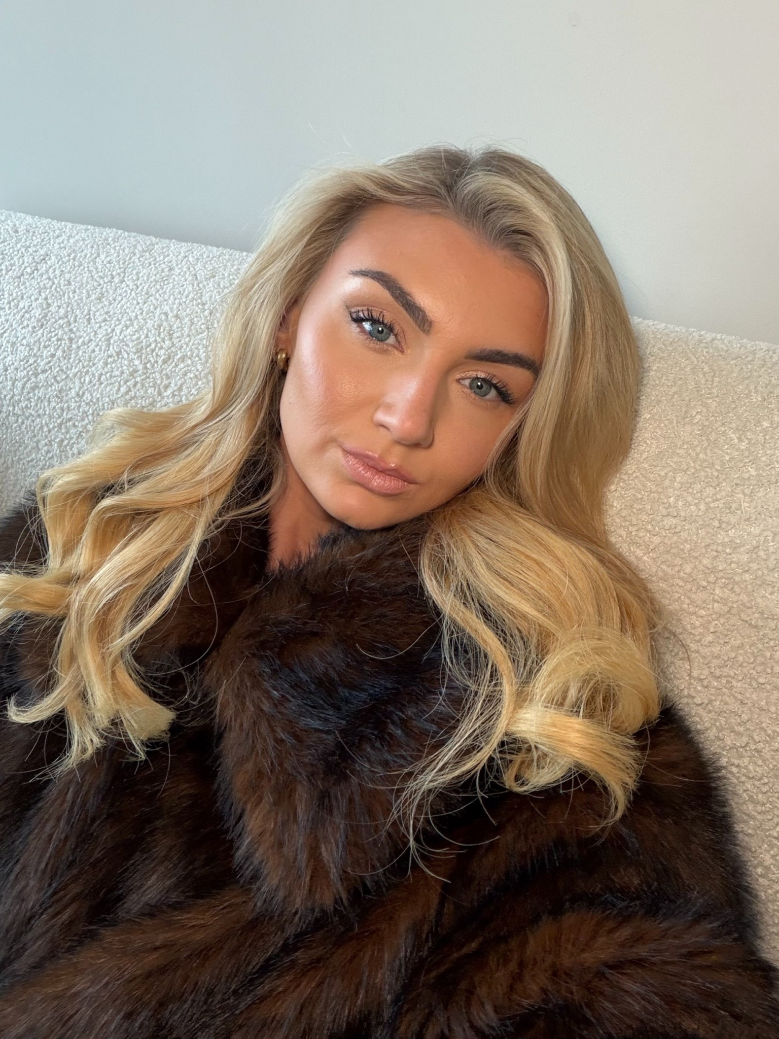 Make up products I actually use for everyday & evening. I’ve popped all the shades below 🤍

Every single product is worth the money, I certainly wouldn’t buy or use it if it wasn’t!

Dior backstage Face & body Foundation: 3W
Dior Forever Glow Star Filter: Shade 3
Dior Forever Skin Contour: 02 Tan
Armani Luminous Silk Cheek Tint: Shade 50.5
Anastasia Beverley Hills Brow Pencil: Medium Brown 
YSL All Hours Bronzer: Shade 2
L’Oreal Paris Lip Gloss: I Soar
L’Oreal Paris Satin Lipstick: 303 Rose Tendre
Make Up Forever Lip Pencil / Lip Liner: Wherever Walnut 

#LTKbeauty #LTKuk #LTKwinter