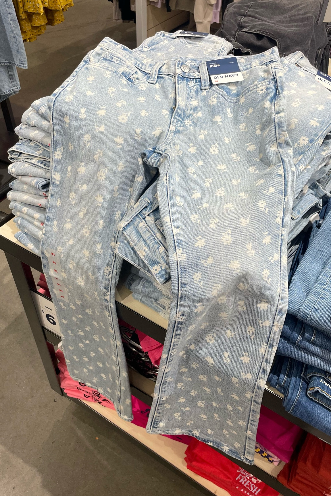 Trending flare jeans for girls at Old Navy
#girlsstyle #girlsfashion #kidsclothing # fallstyle #falloutfits

#LTKSeasonal #LTKKids #LTKFallSale