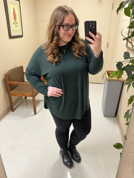 I love tunics over leggings. They’re simple, but easy to dress up or down. I wear them to work and for leisure both


#LTKstyletip #LTKplussize #LTKworkwear