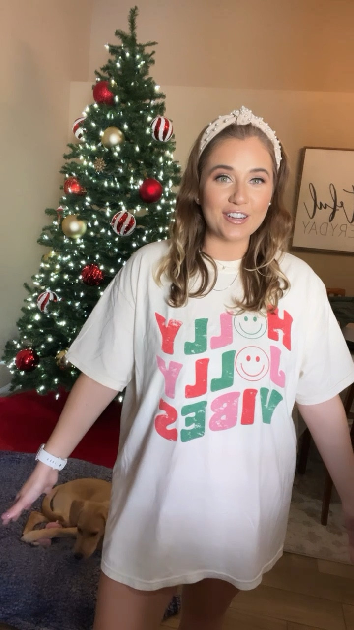 Holly jolly vibes
Christmas 
Festive 
Graphic tee 
Oversized 
Holiday 
Gift 
Gift guide 
Present 
Daughter 
Mom 
Sister 
Friend 
Pink 
Green 
Red 
Pink lily 
Boutique 
Black Friday 
Cyber Monday 
Sales

#LTKfindsunder50 #LTKGiftGuide #LTKCyberWeek