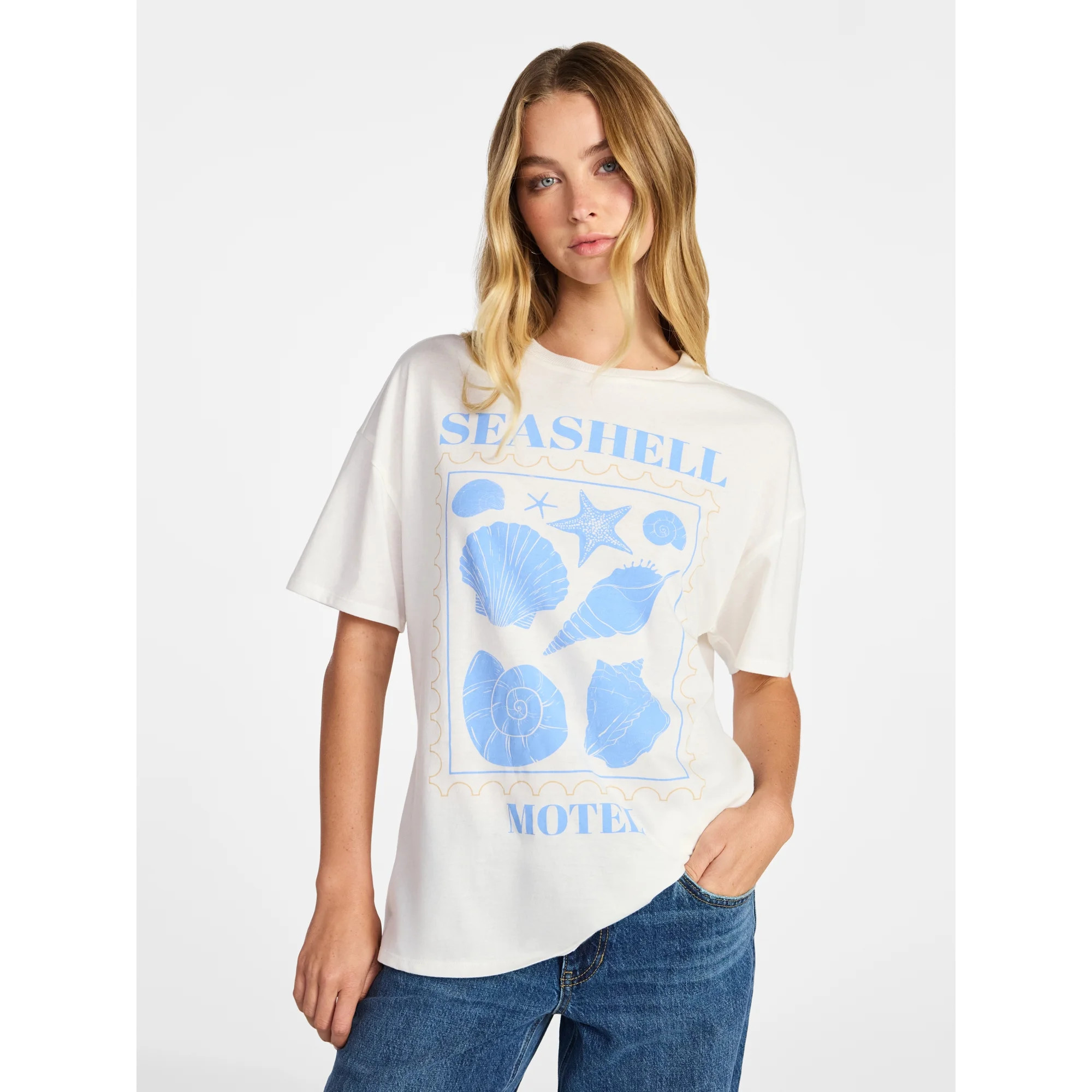No Boundaries Washed Graphic Boyfriend Tee, Women's XXS-XXL | Walmart (US)