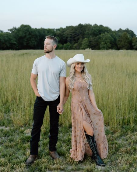 this outfit is stunning ✨ dress is sold out but I linked similar finds! It’s also for sale on Poshmark! 💓💫

Engagement photos, bride to be, festival fit 

#LTKWedding #LTKFamily #LTKU