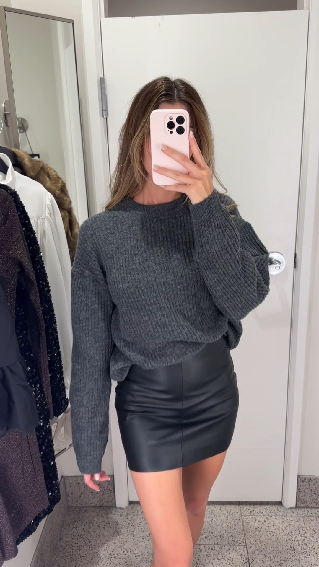 Winter fashion is officially back and @hm is delivering cozy sweaters, chic coats, and all the sparkly holiday outfits I didn’t know I needed. If you’re building a capsule wardrobe for Christmas parties, winter date nights, or just staying cute and warm, these finds are must-haves. ❄️✨
Linking everything so you can shop your favorites — quiet luxury vibes without the price tag 🤍

#WinterWardrobe #ChicOnABudget #HolidayStyle #WinterOutfits #QuietLuxuryStyle #ChristmasOutfits #RetailTherapy #FashionReels #AffordableFashion #WinterFashionInspo #HMFinds #TryOnHaul #OutfitInspo

#LTKHoliday #LTKootd #LTKGiftGuide