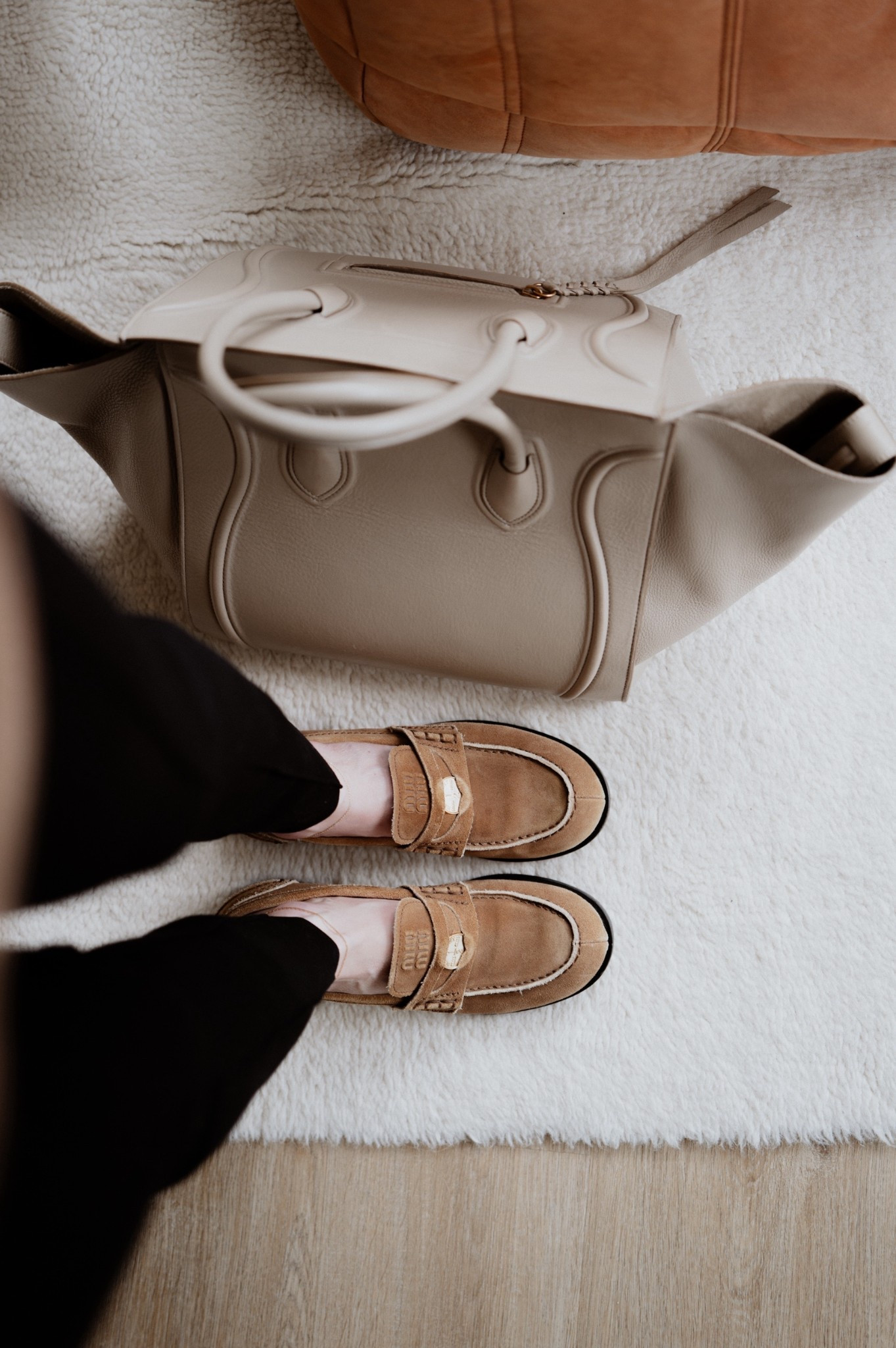 Penny loafers + oversized tote + slim pants. 
Loafers: Miu Miu 
Tote: old Celine 
Pants: Banana Republic 

#LTKSeasonal #LTKTravel #LTKBeauty