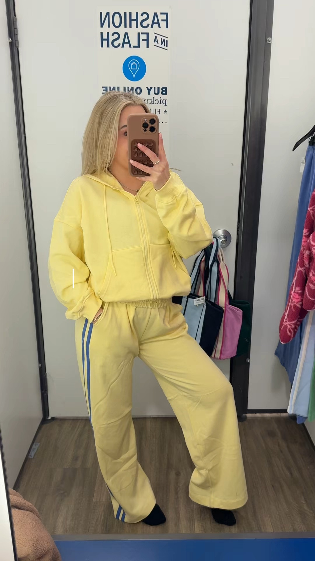 Old navy sale 40% off the cutest spring pieces 

#LTKvlog #LTKSpringSale #LTKootd