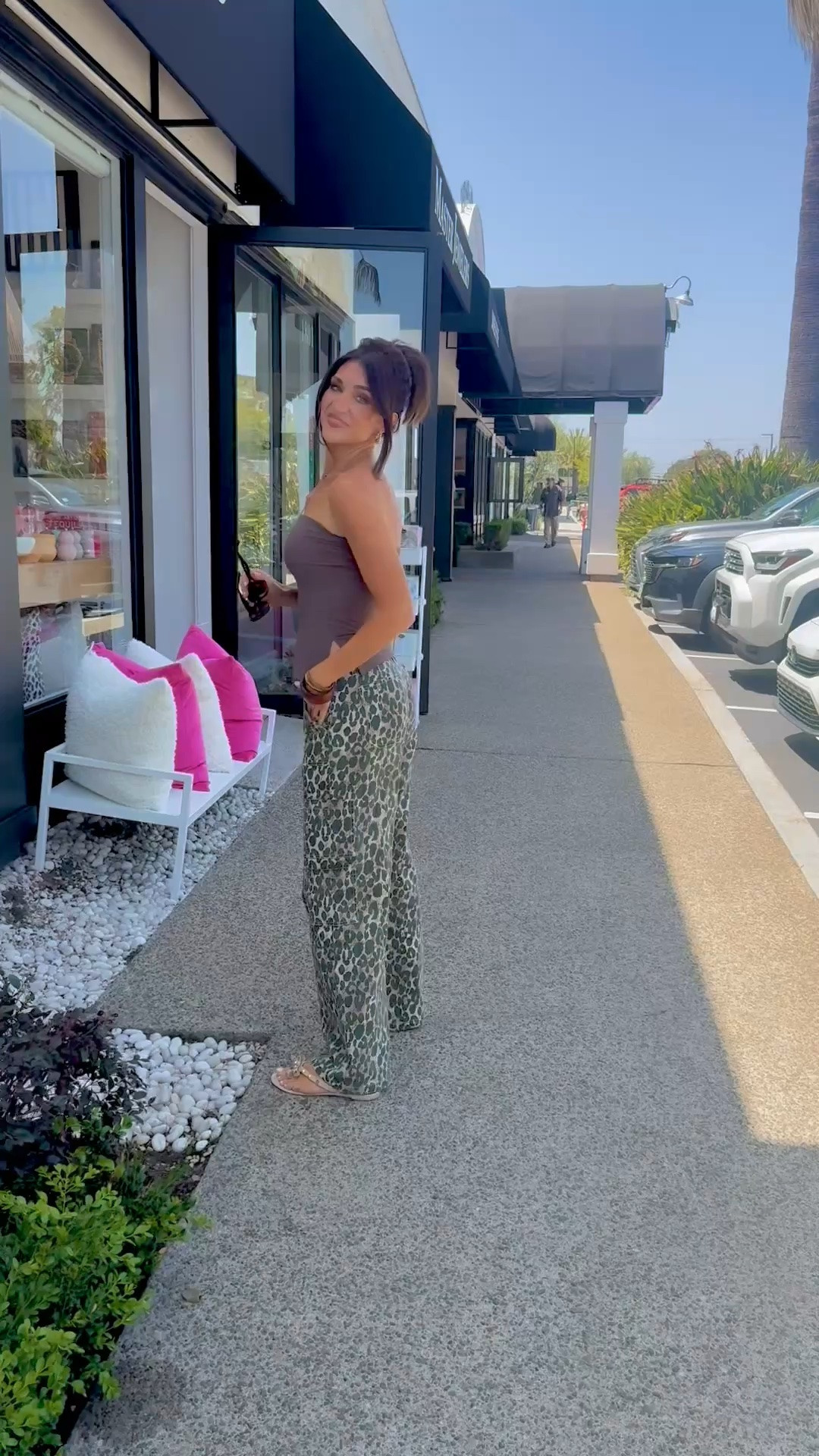 Wearing a medium in the top and a medium in the pants.

#LTKootd #LTKvlog