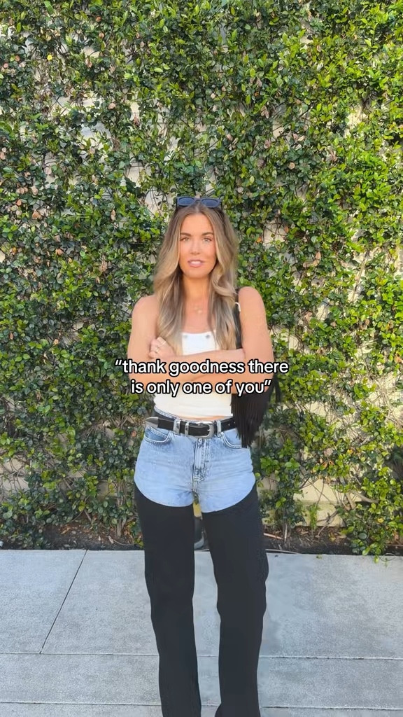 XS in top, jeans run true to size- minimal stretch! 

#LTKSeasonal #LTKootd #LTKTall