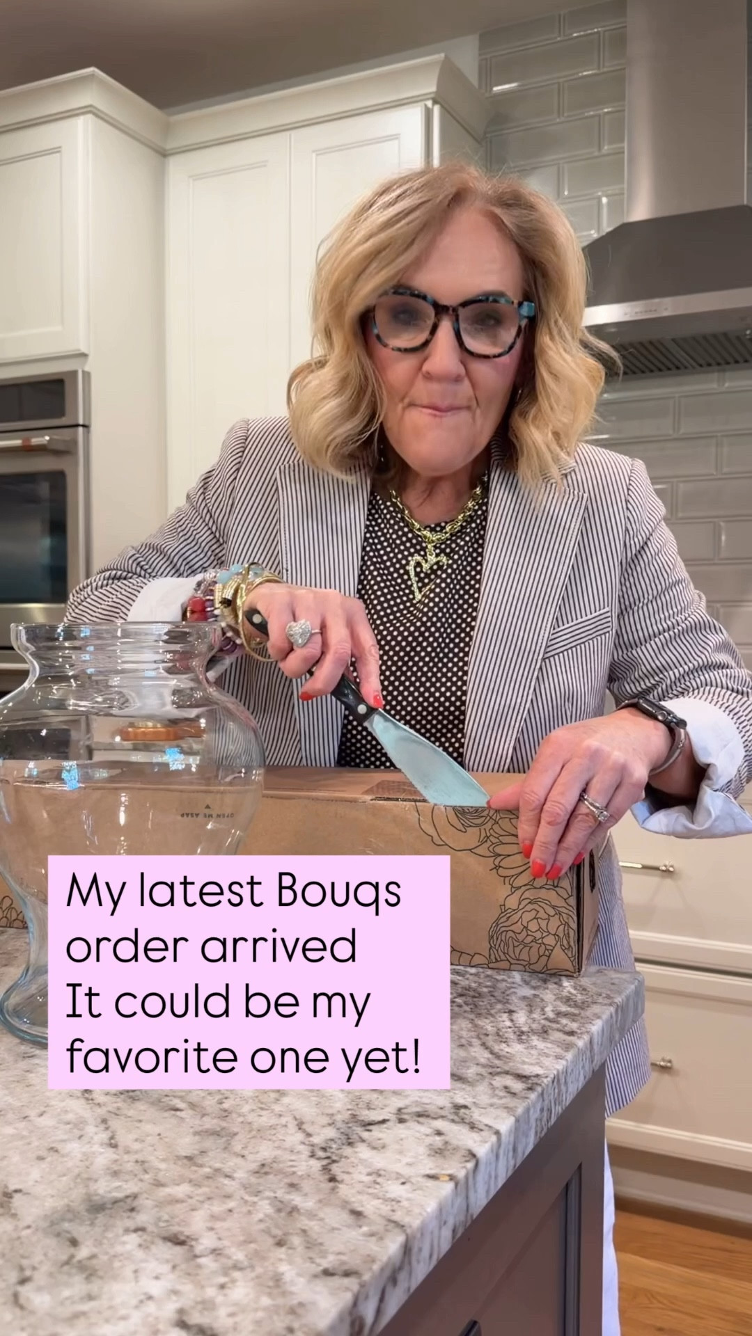 Bouqs flowers 30% off bouquets with code NANETTE 
I’ll link some favorites! 

Mother’s Day gift ideas. 
Seersucker blazer size 10 petite 
White cropped jeans 8 petite 

#LTKMothersDay #LTKOver40 #LTKSaleAlert
