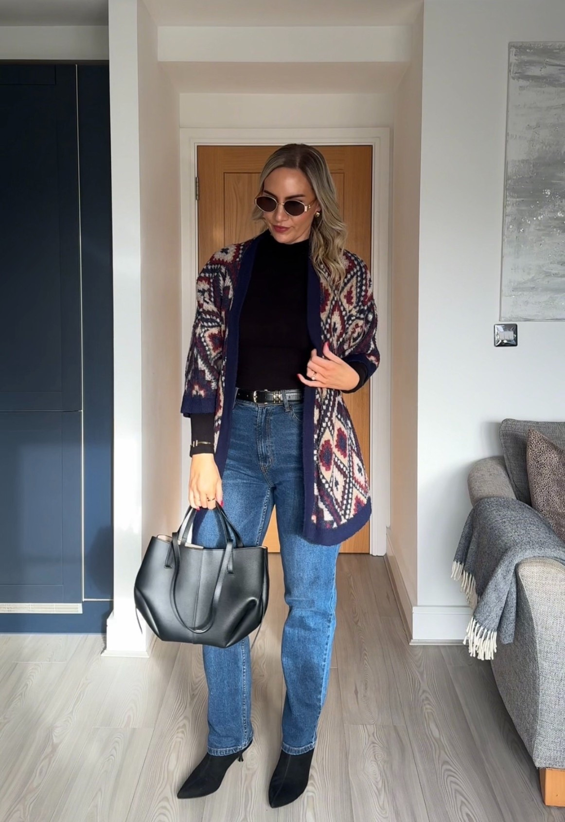 Weekend outfit 🫶🏼

I’m wearing a small in the top and a size 10 in the jeans. 

#LTKstyletip #LTKuk #LTKwinter