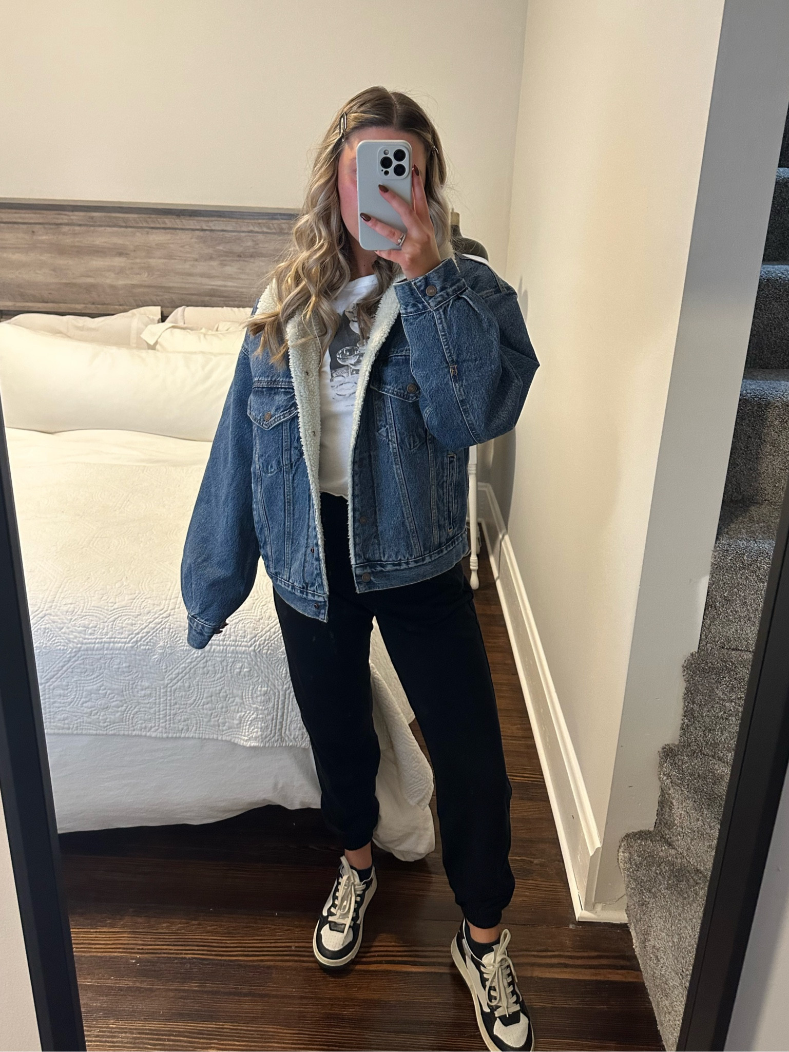 oversized jean jacket, loungewear 

#LTKstyletip #LTKfindsunder50 #LTKMostLoved