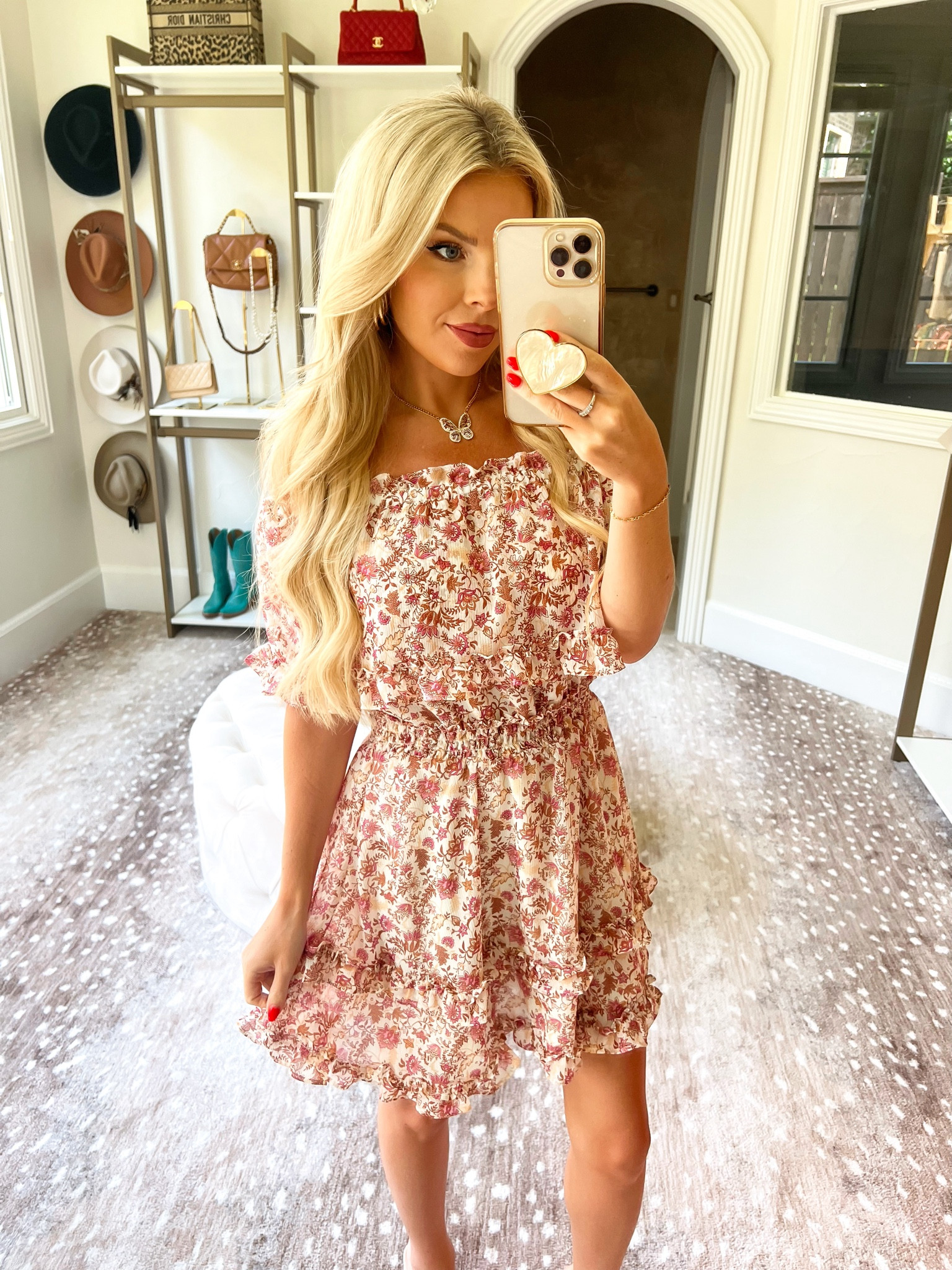 


I’m so excited that the Jessica Simpson collection is now at Walmart! #WalmartPartner So many cute and colorful pieces for summer! In love with the swimwear, and gorgeous jewelry! 

Everything linked in my LTK! 

#WalmartMustHaves 
@walmart 

#LTKSeasonal #LTKstyletip #LTKfindsunder50