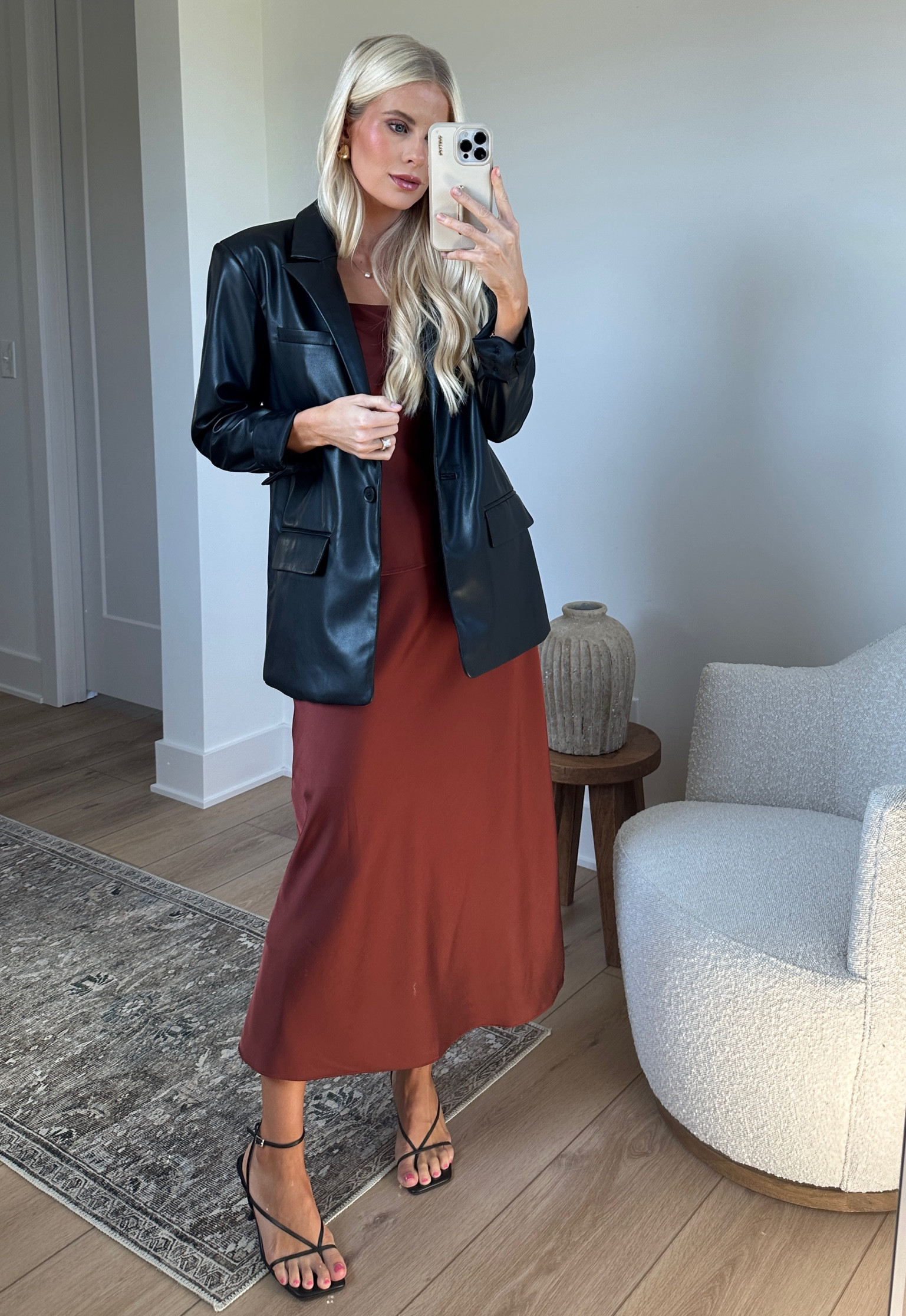 My collection with Abercrombie is here! Use code AFKATHLEEN for 25% off your purchase! 

I’m wearing a small in my cami & vegan leather blazer, small regular in the skirt. Shoes are true to size.

#kathleenpost #AFxKP #abercrombie

#LTKstyletip