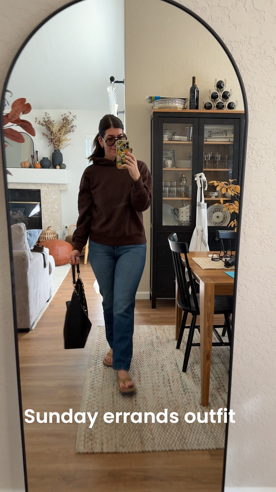 Sunday errands ootd
In a medium sweatshirt, 29 regular curvy jeans 

#LTKMidsize #LTKSaleAlert #LTKTall