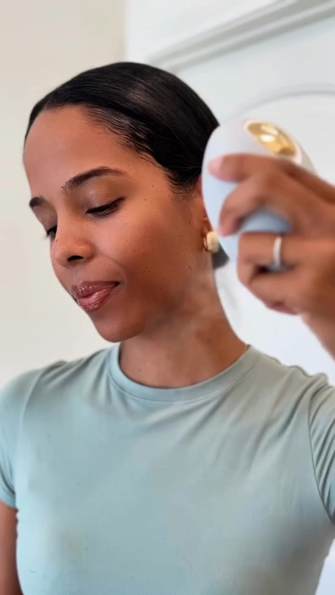 Not me treating my face like it needs a daily collagen smoothie 💦 Part 2 of the collagen mister diaries.  Try it for yourself on my LTK shop! ✨

Droplette, Collagen, anti aging, fall beauty, skincare, skin care, skincare routine, self care, glass skin #droplette 

#LTKOver40 #LTKBeauty