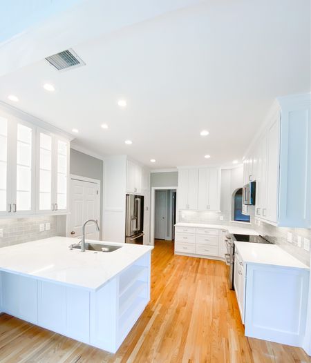 Classic and Clean Kitchen Reno!