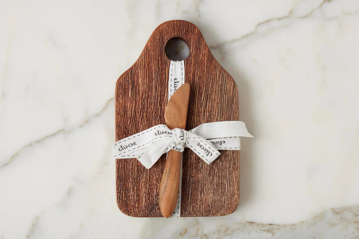 Mini Appetizer Board with Spreader, Small, Natural | etúHOME
